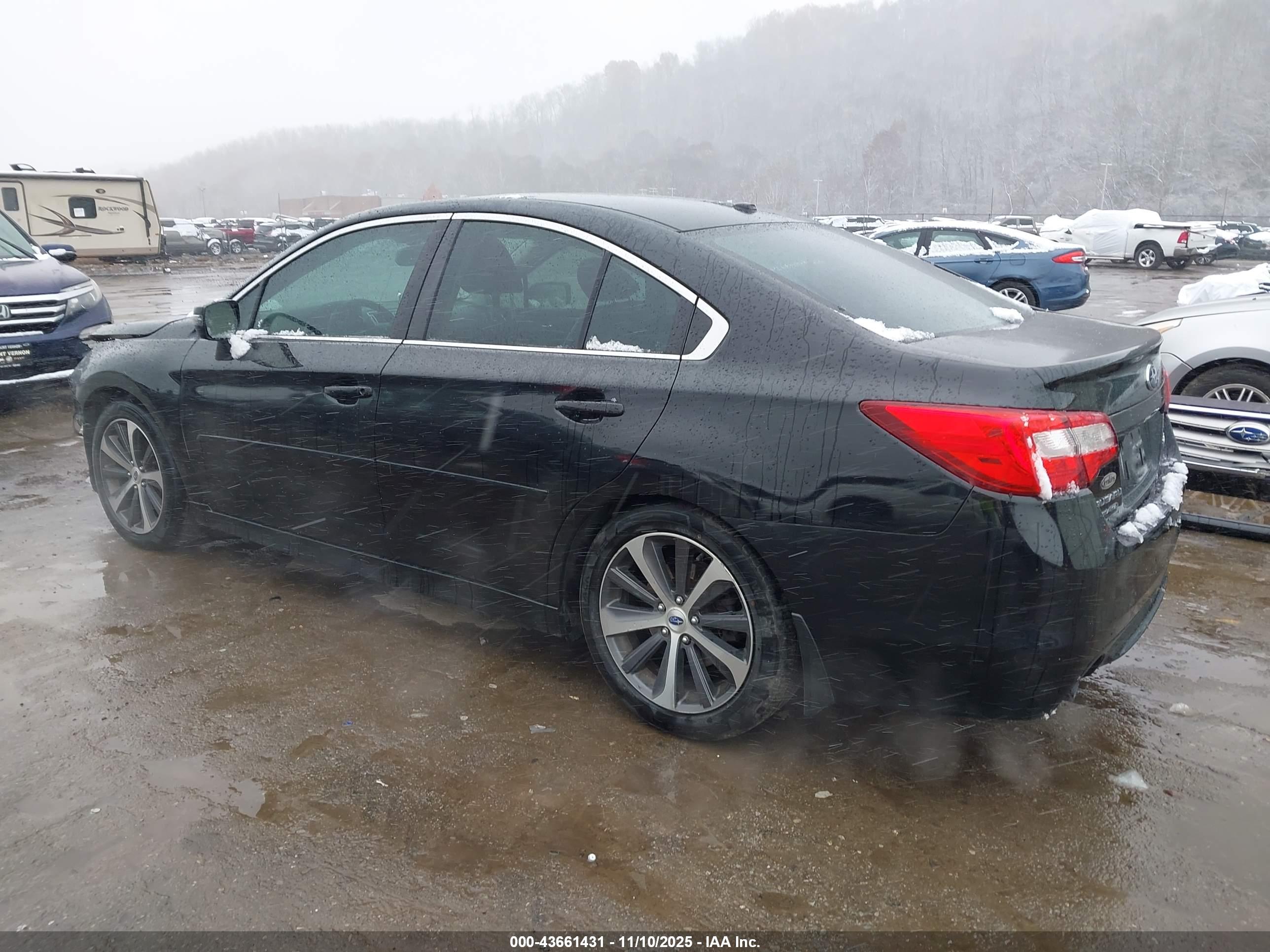 SUBARU LEGACY image 3