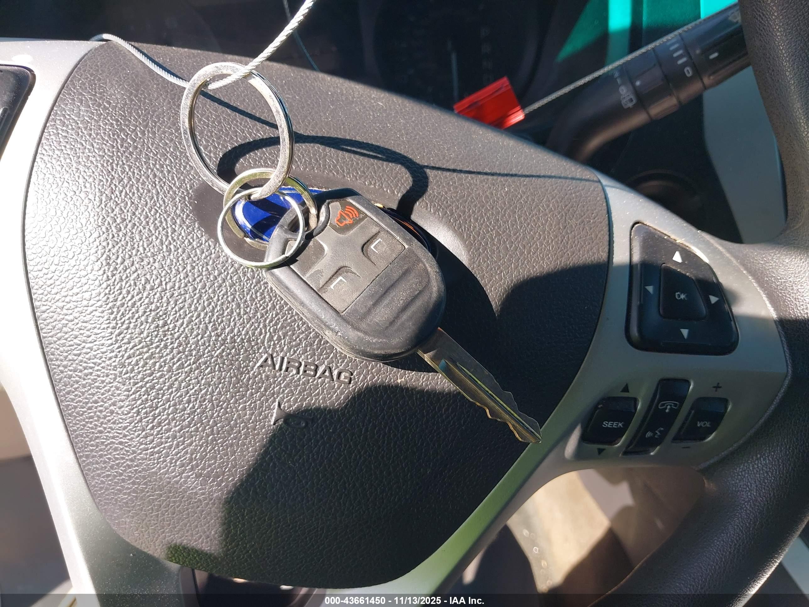 FORD EXPLORER image 11