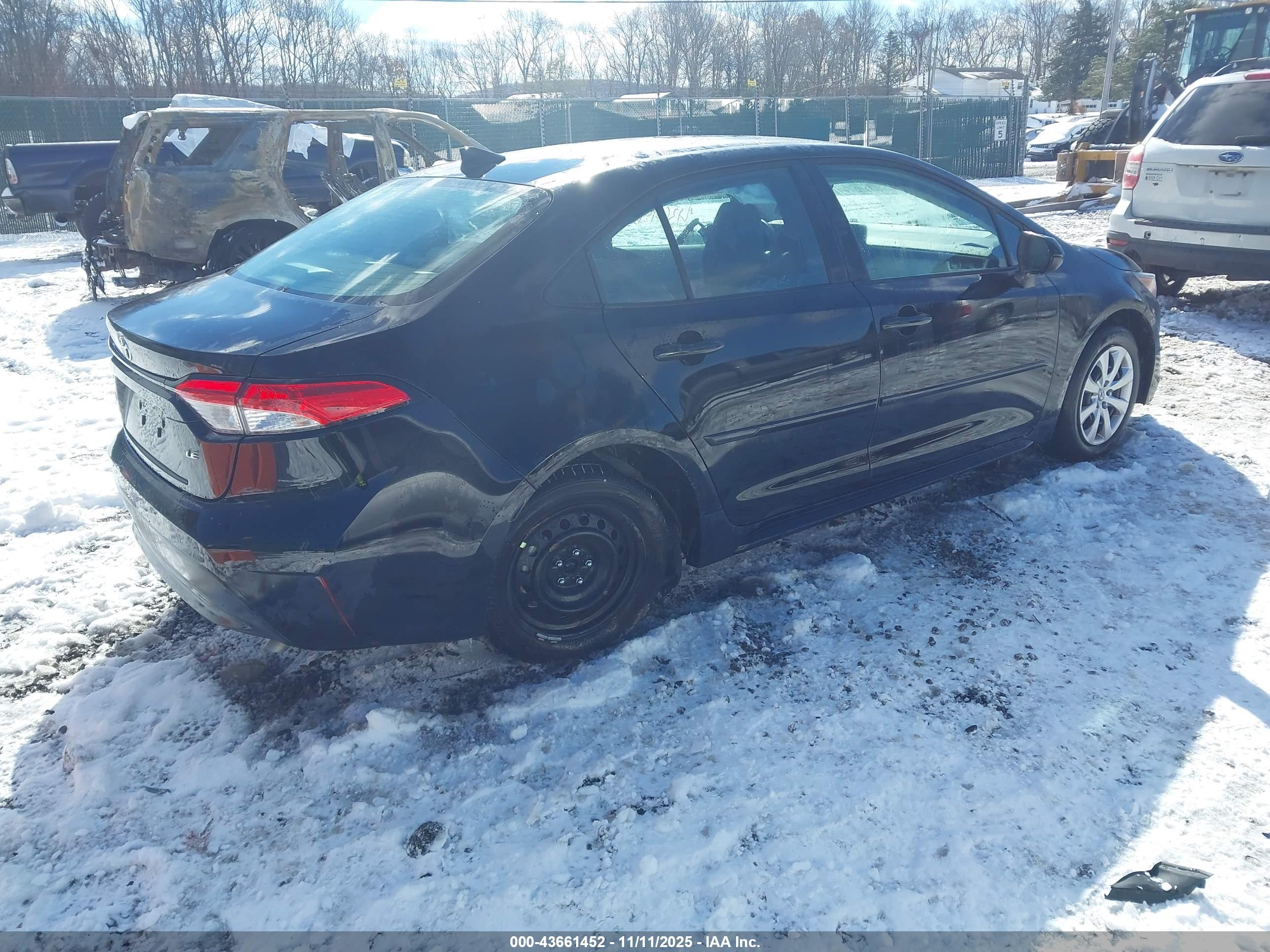 TOYOTA COROLLA image 4