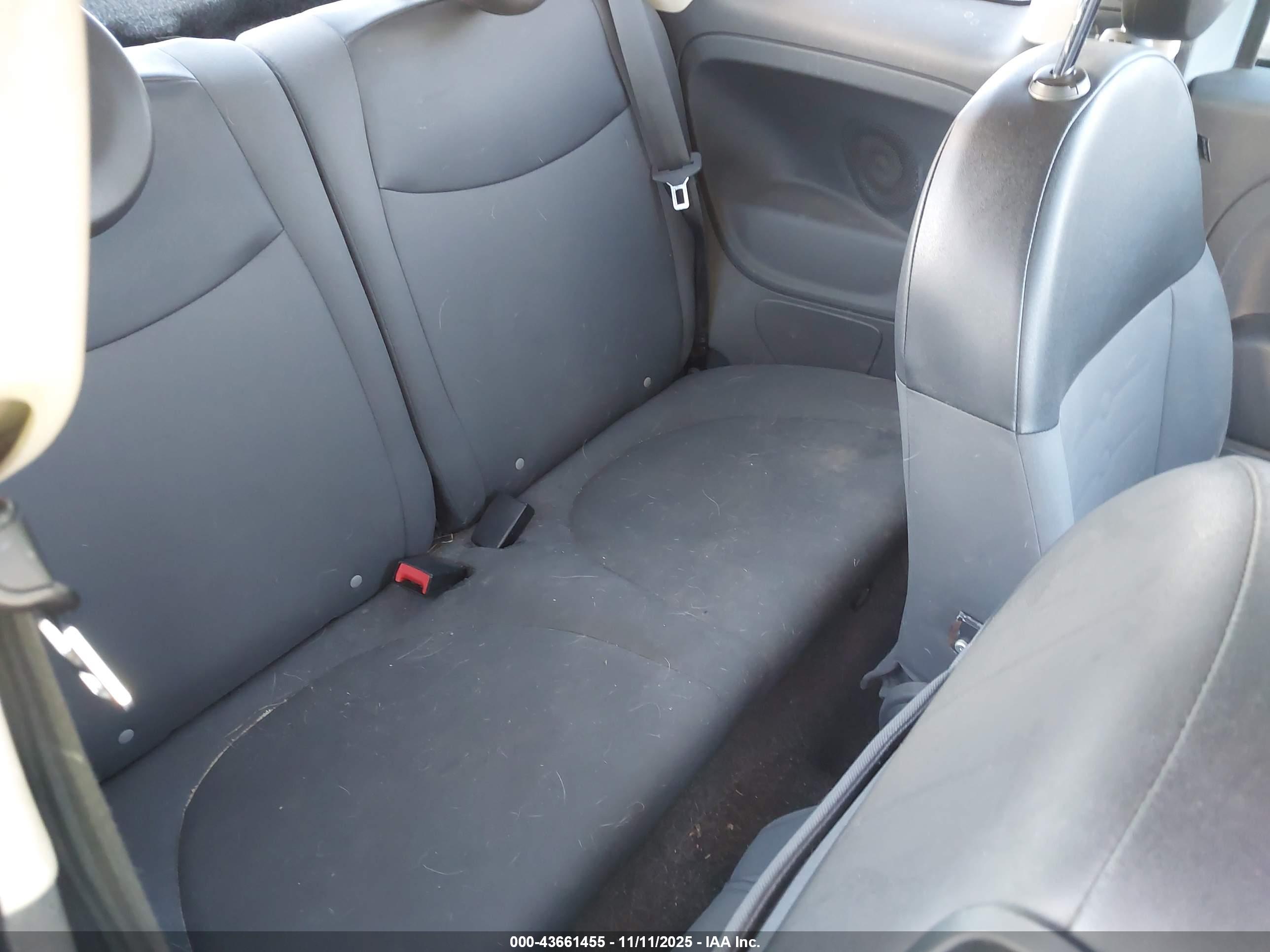 FIAT 500 image 8