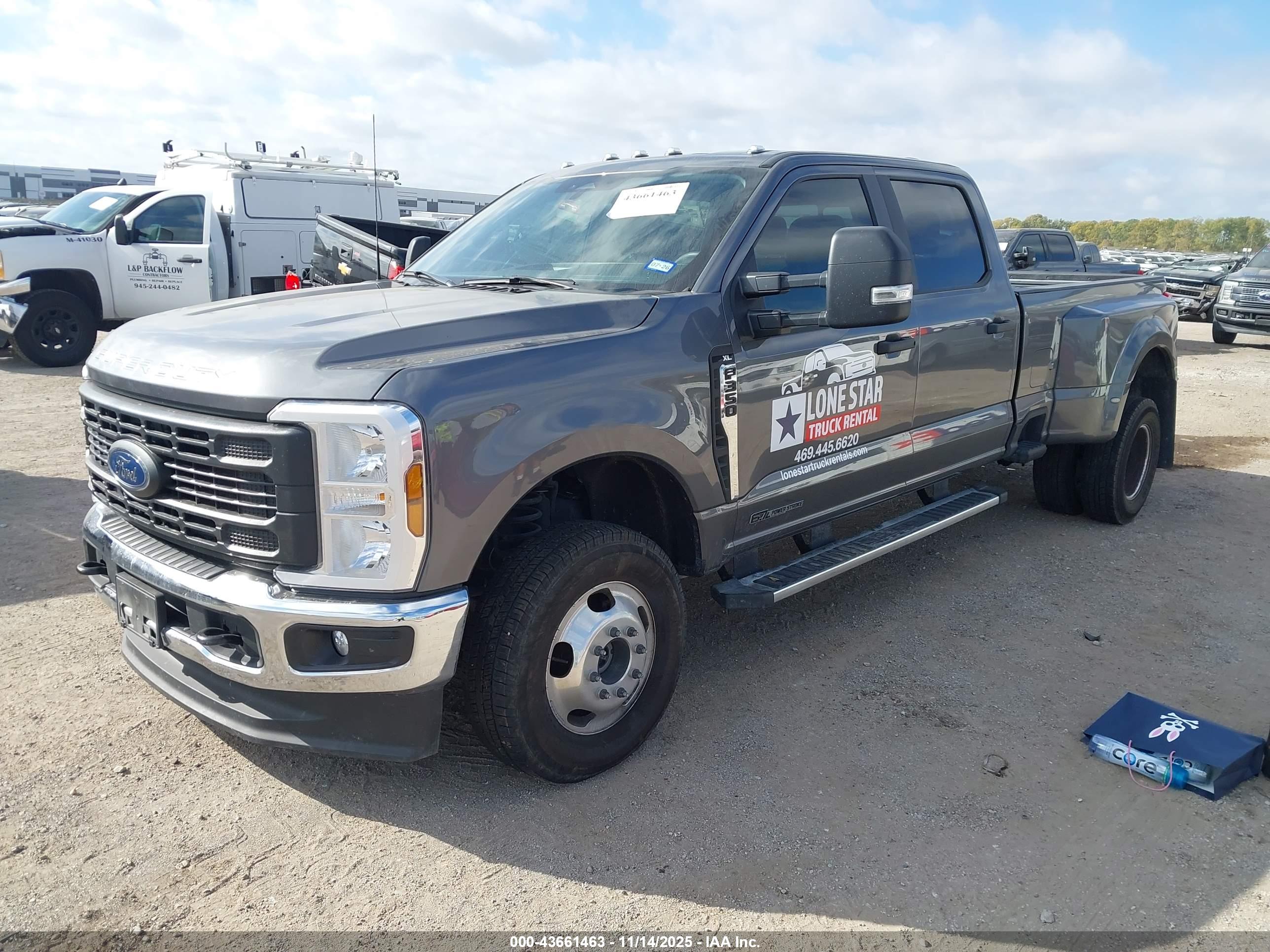 FORD F-350 image 2