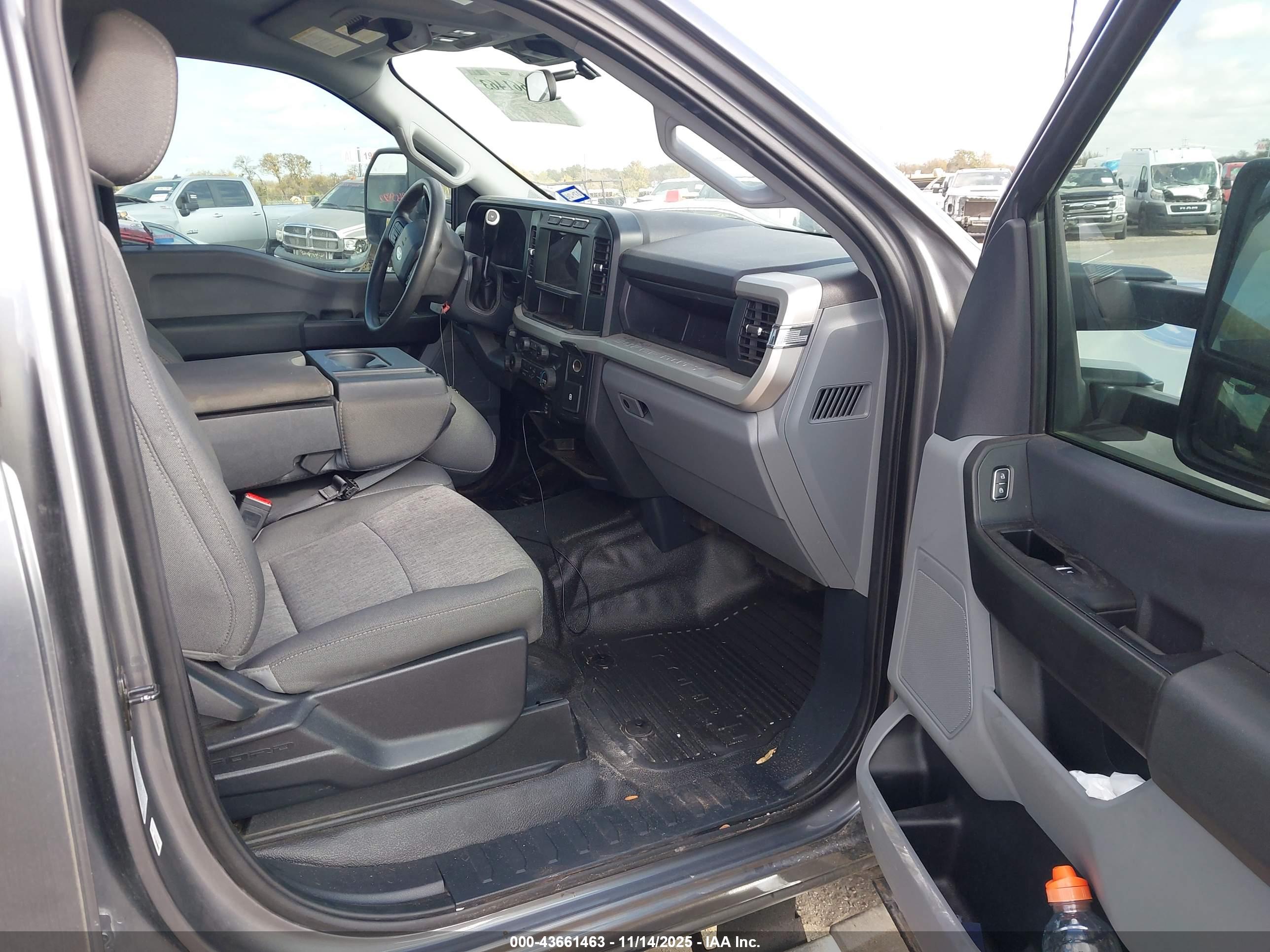 FORD F-350 image 5