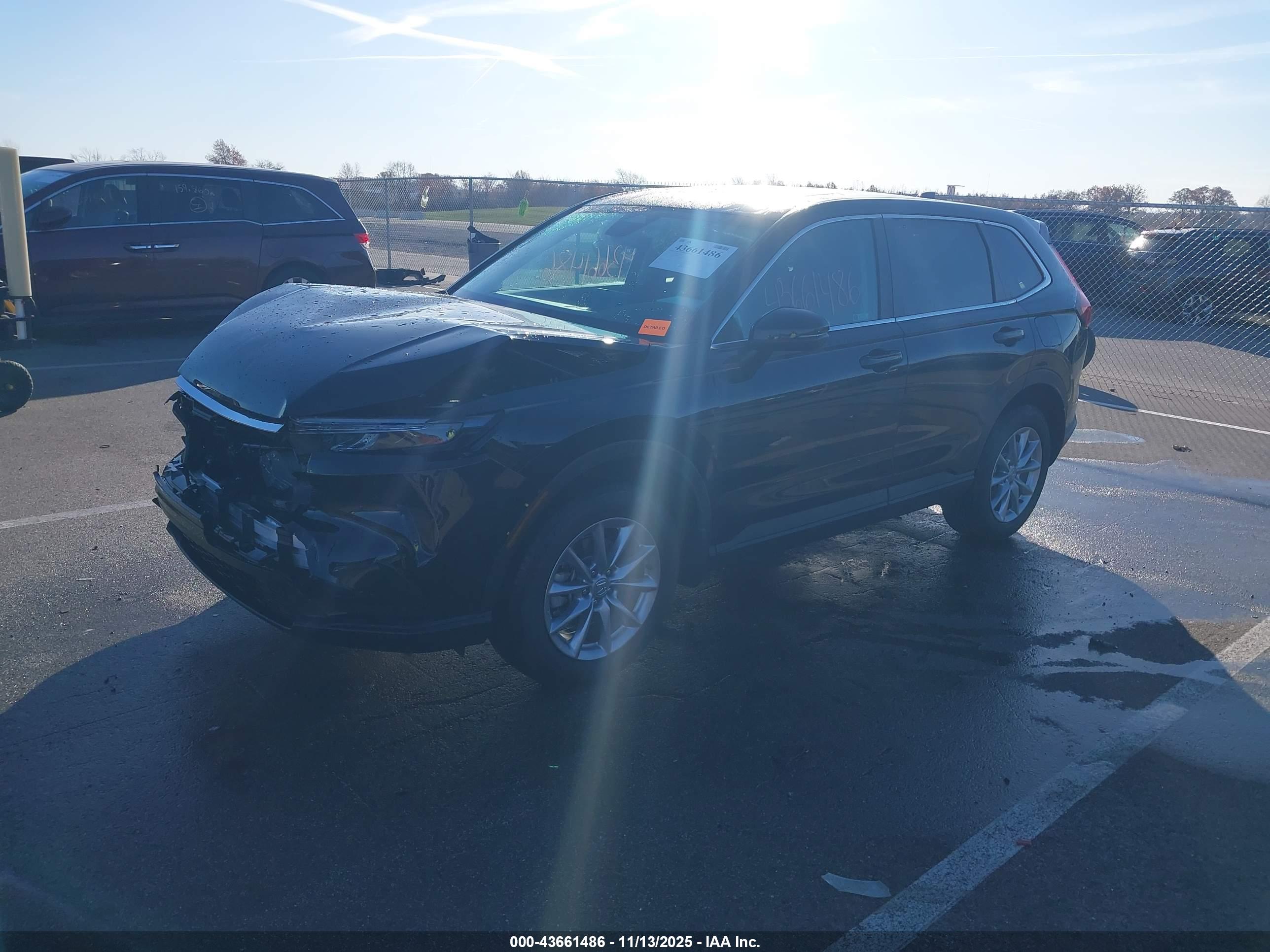 HONDA CR-V image 2