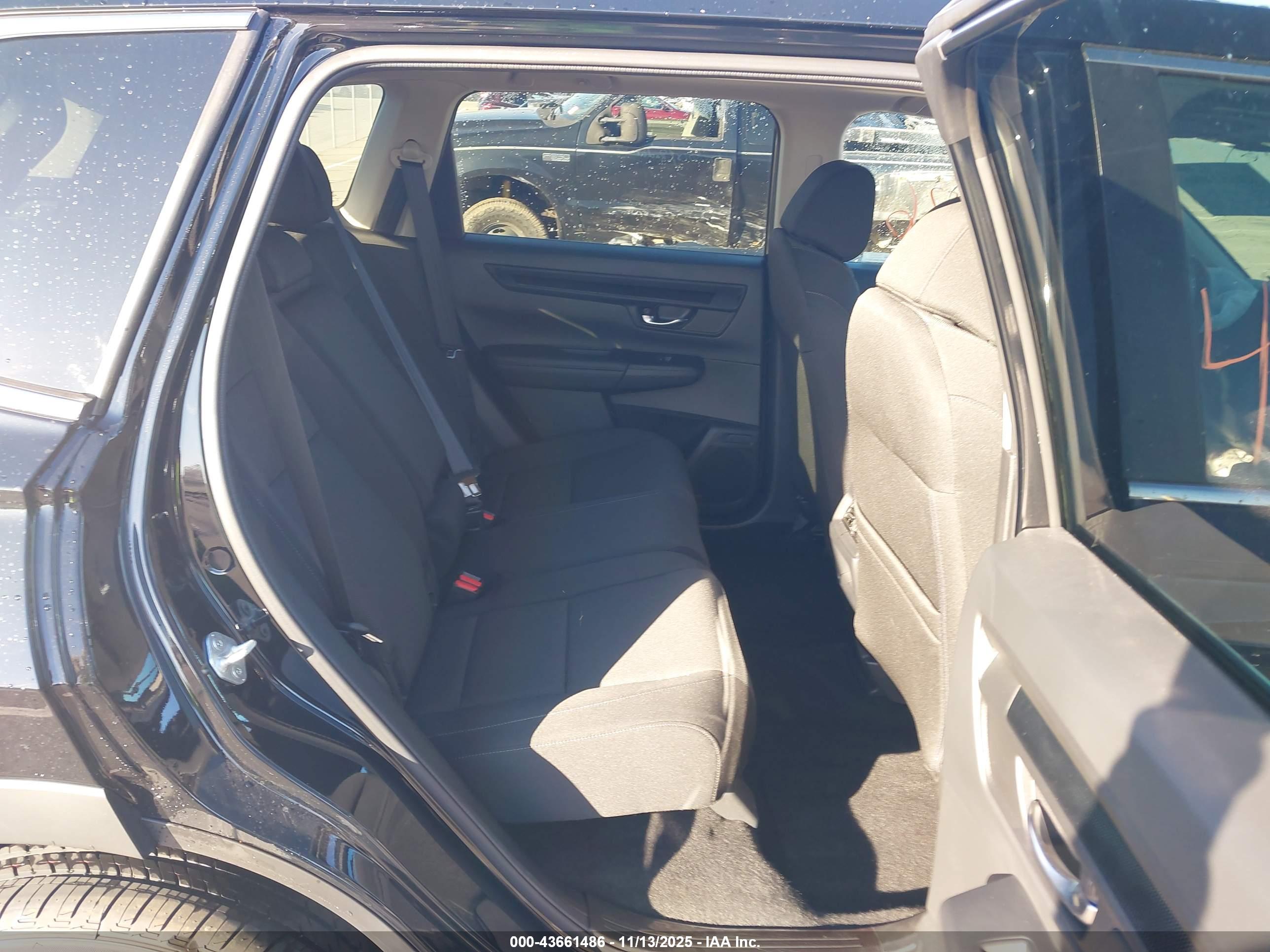 HONDA CR-V image 8