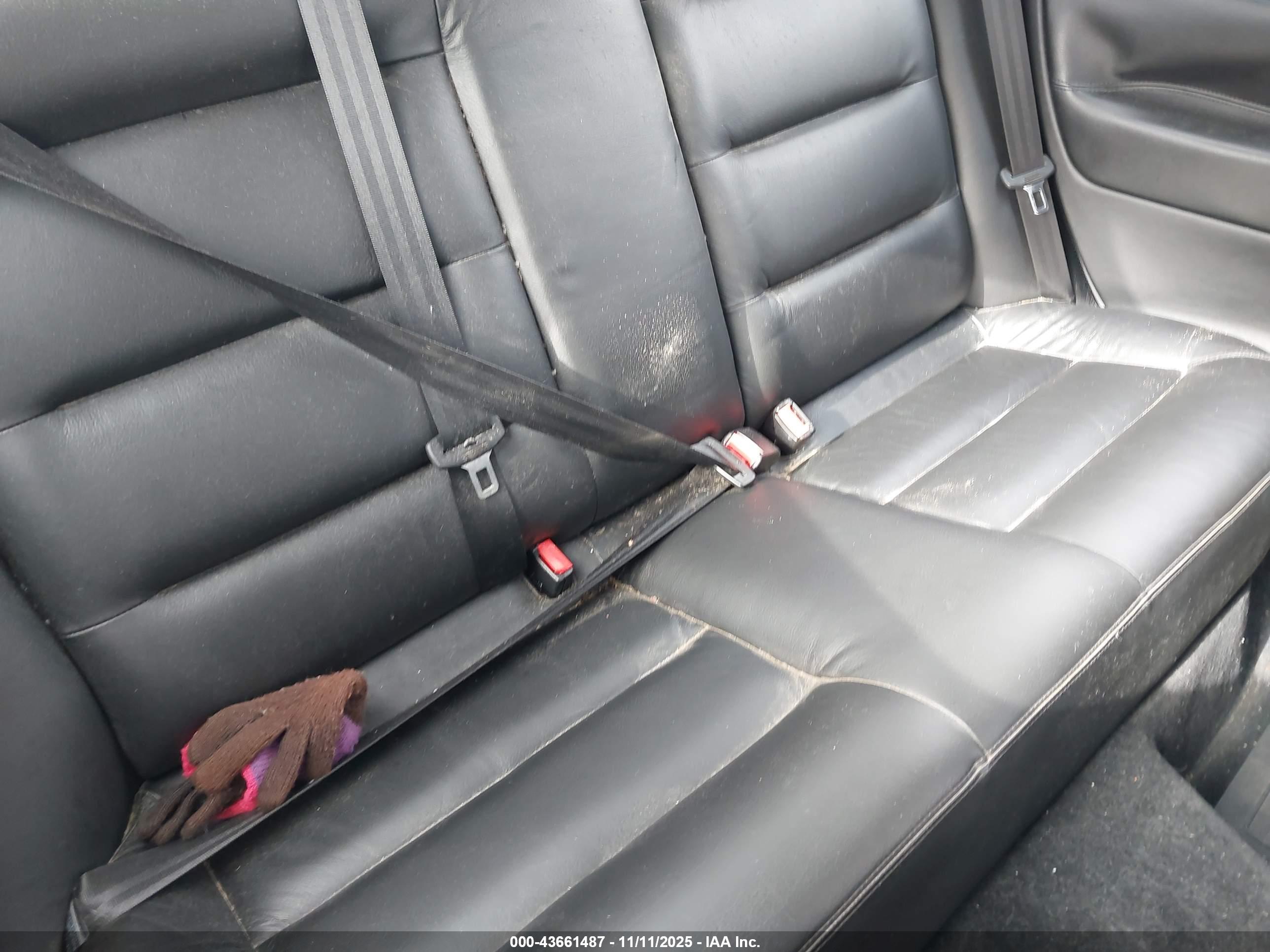 VOLKSWAGEN PASSAT image 8
