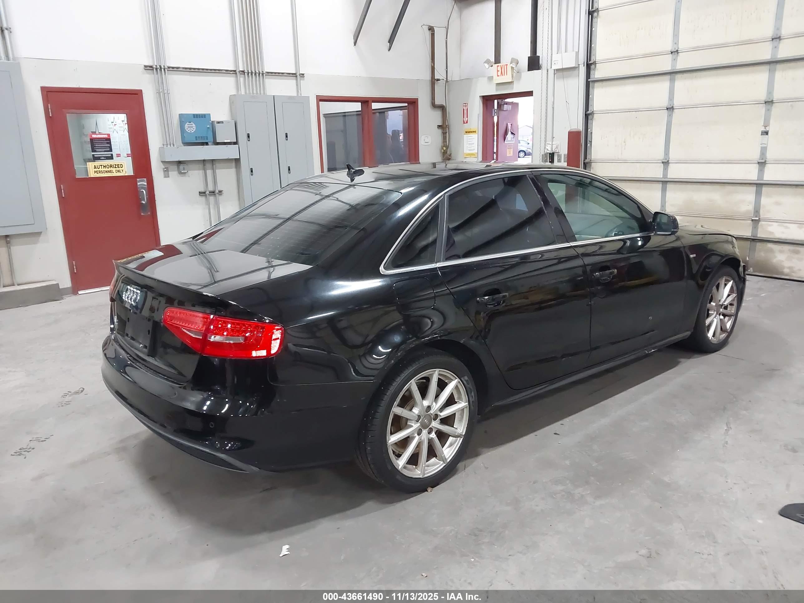 AUDI A4 image 4