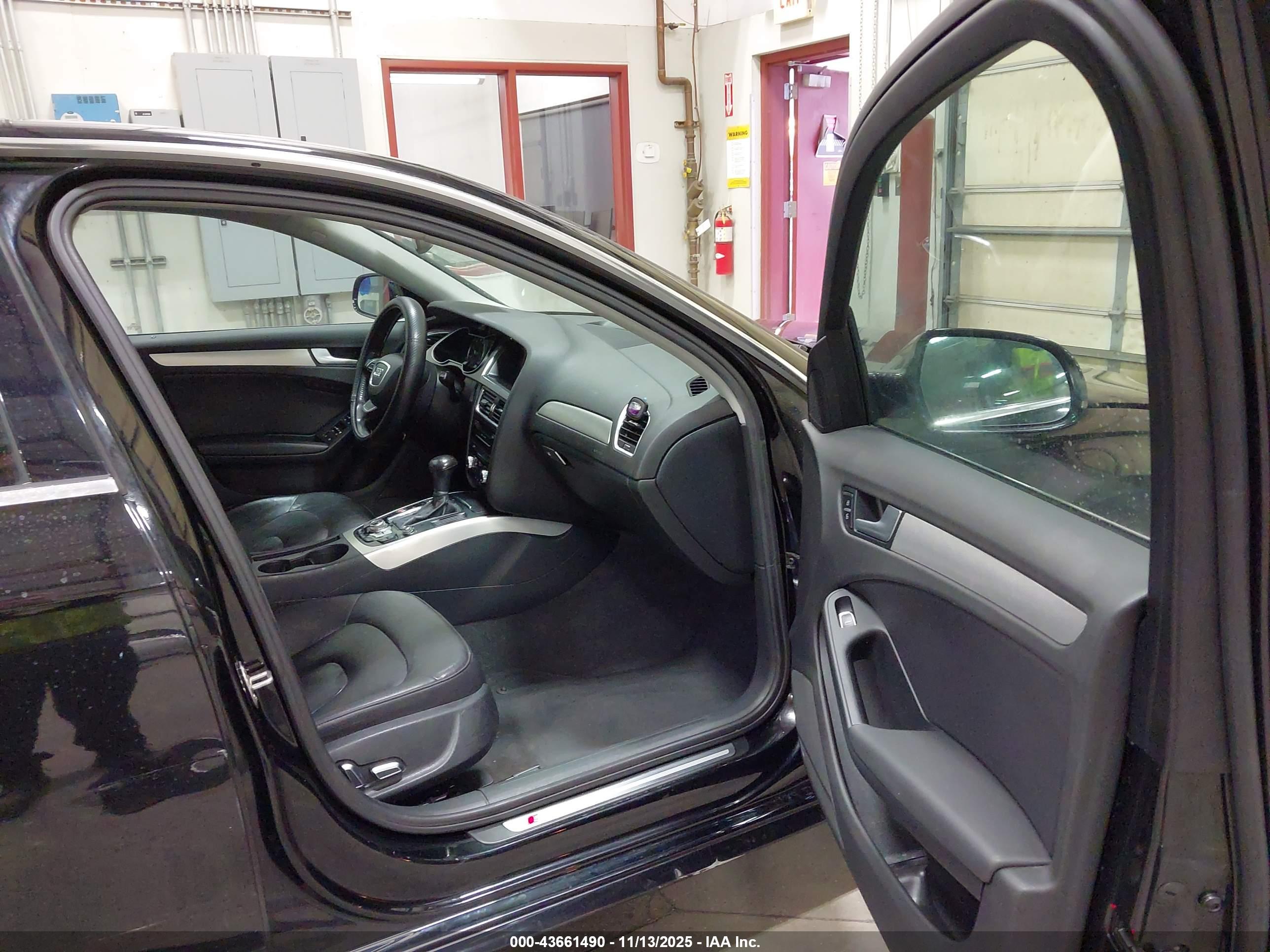 AUDI A4 image 5
