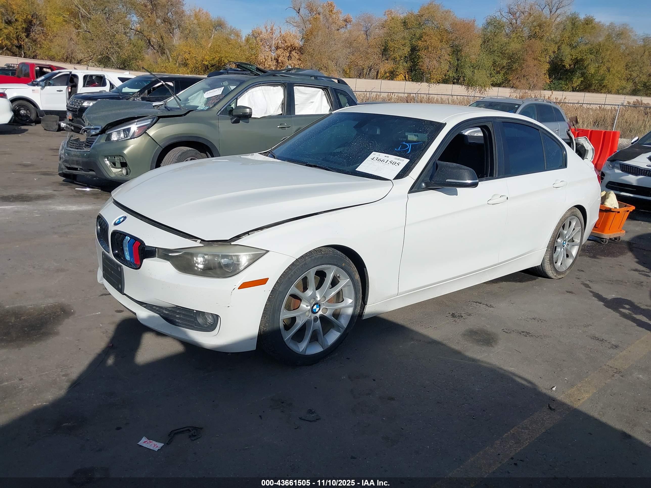 BMW 320I image 2