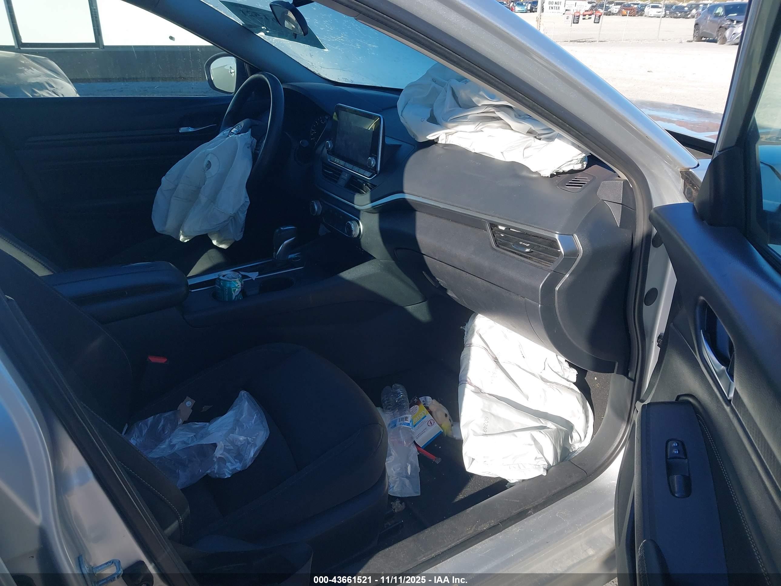 NISSAN ALTIMA image 5