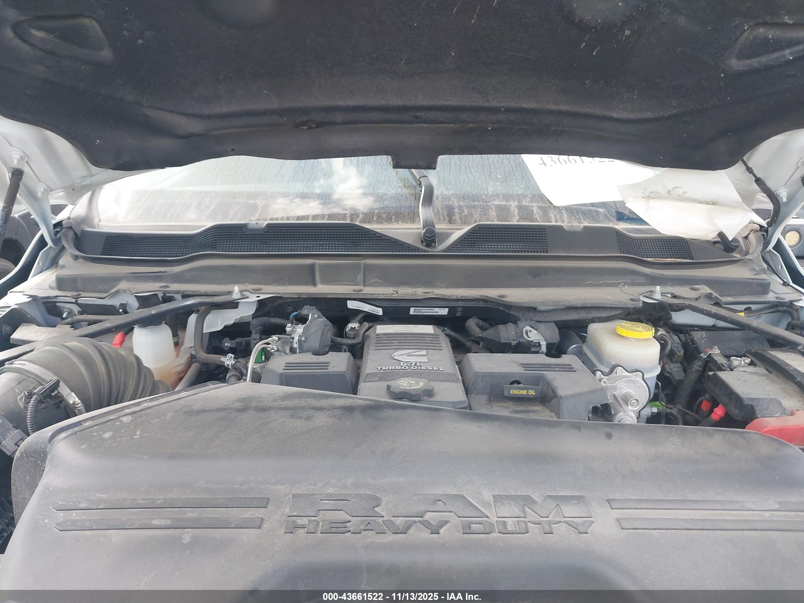 RAM 3500 image 10