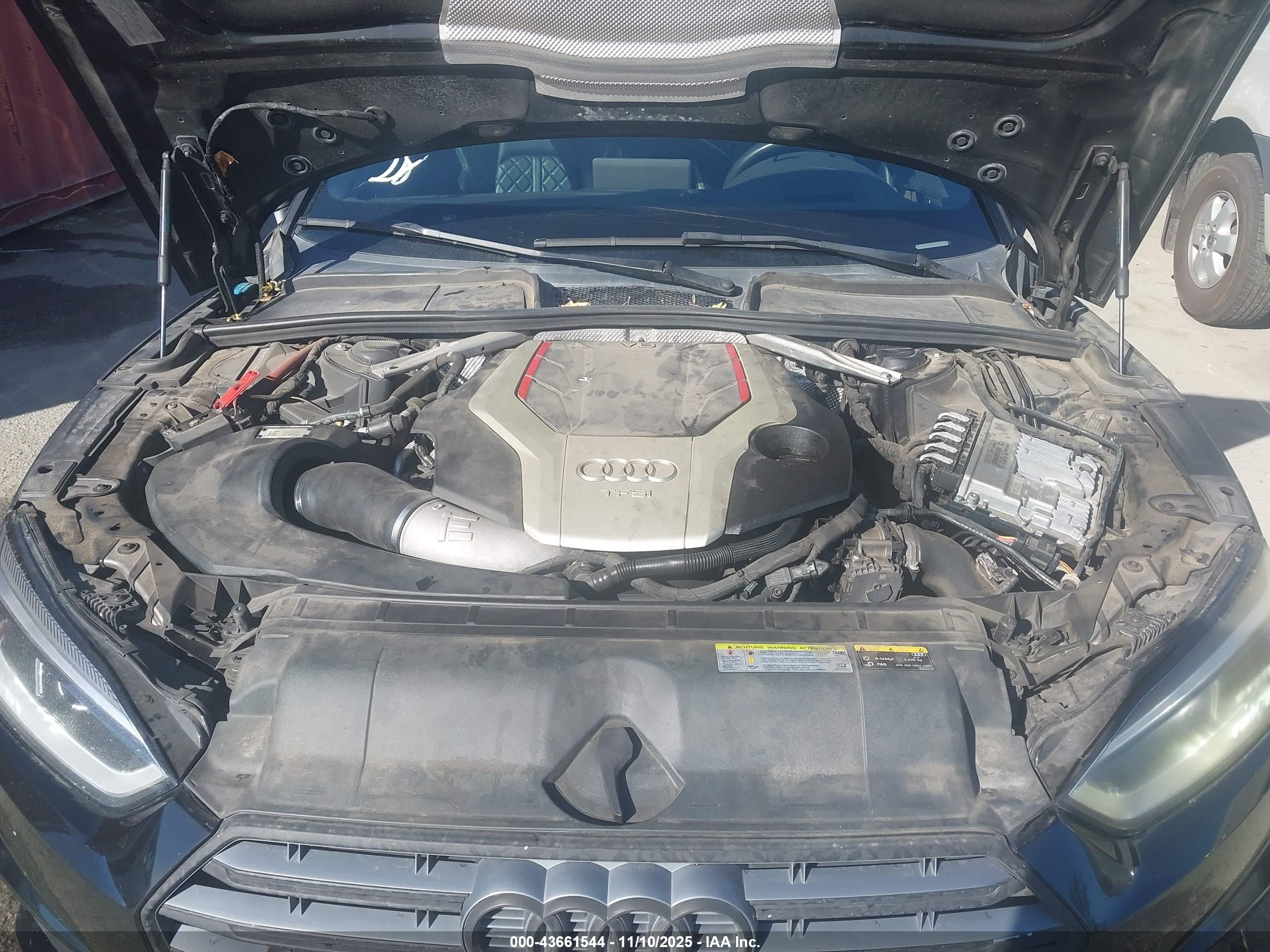 AUDI S5 image 10