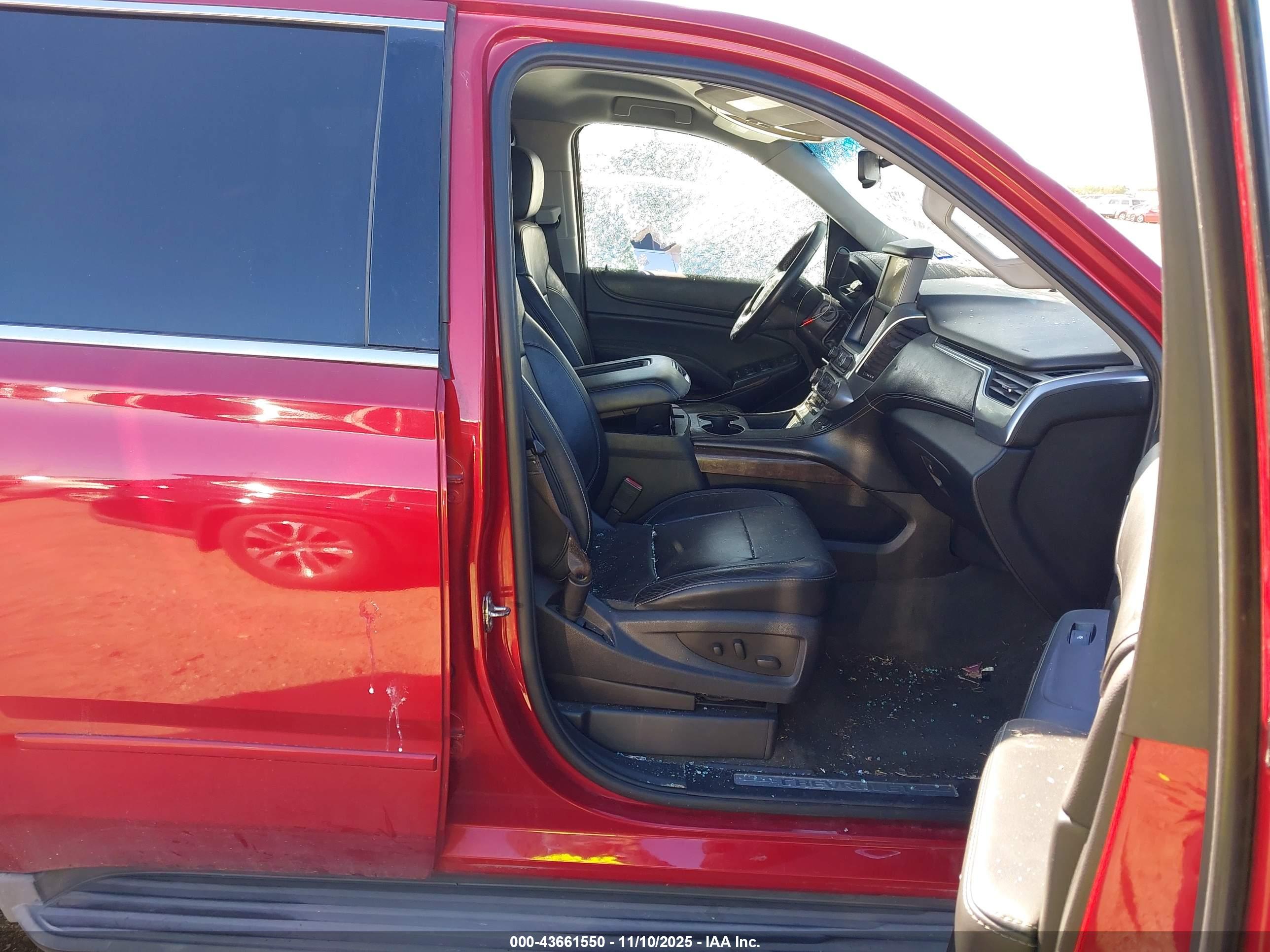 CHEVROLET TAHOE image 5