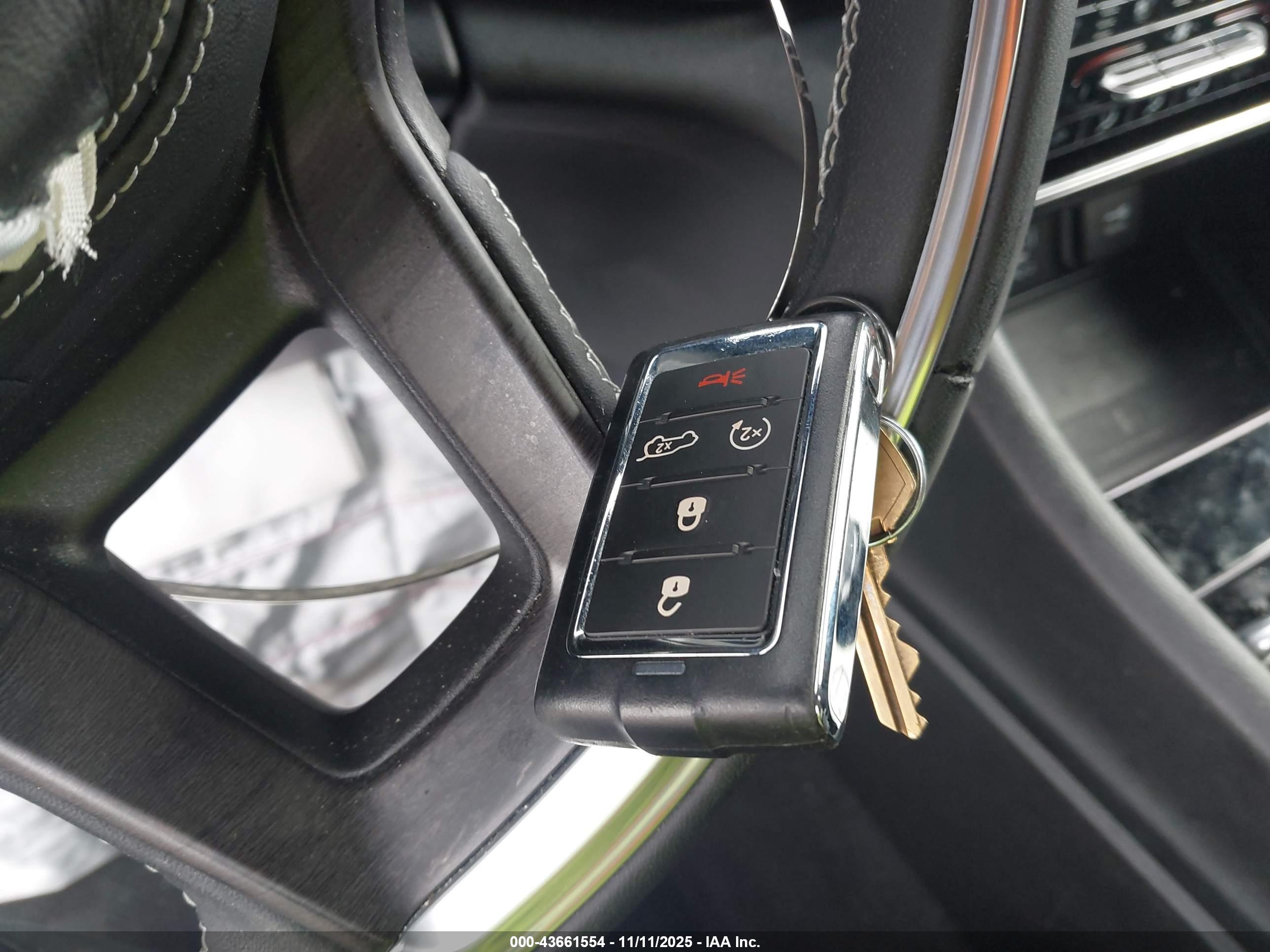 JEEP GRAND image 11
