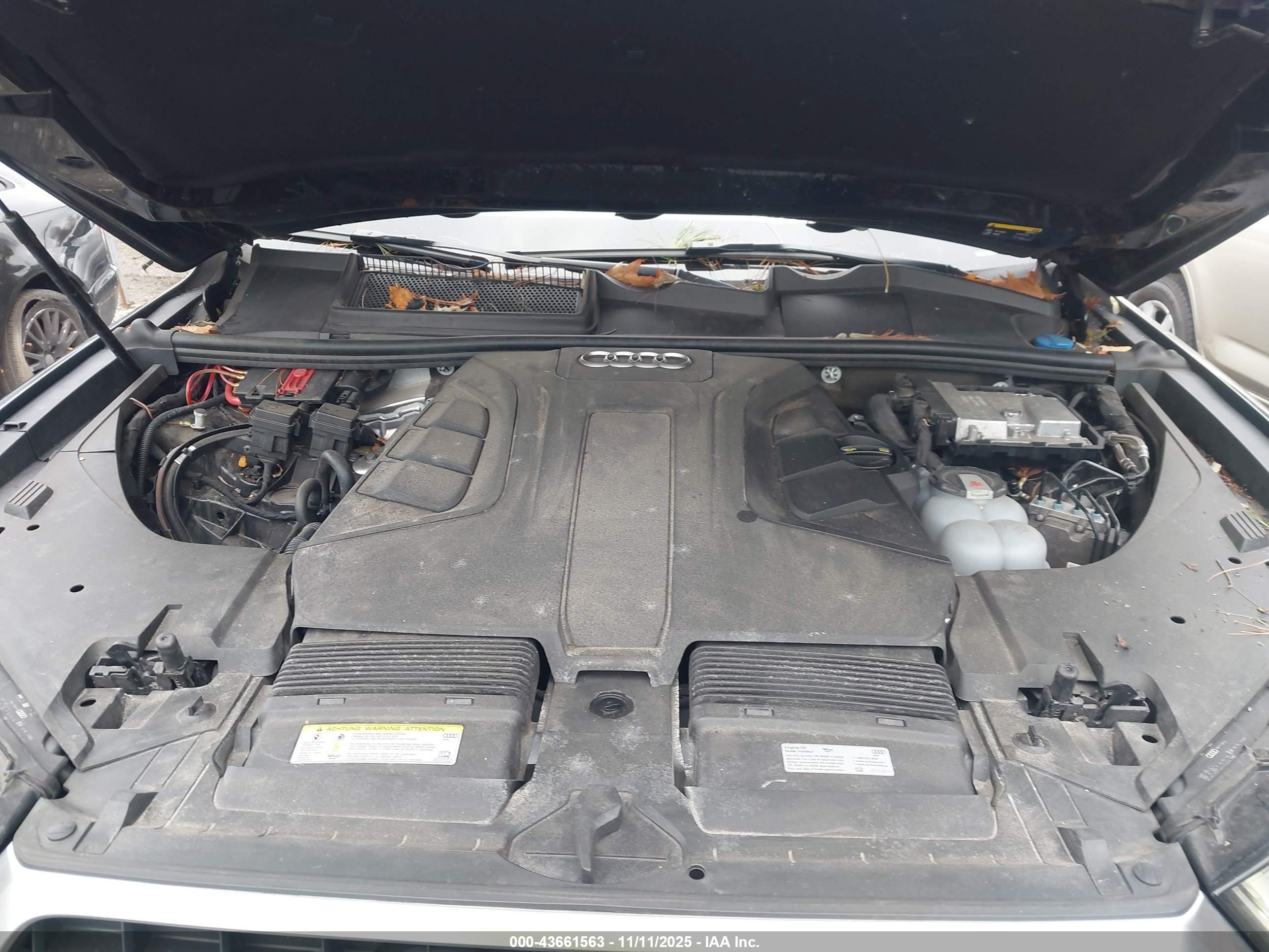 AUDI Q7 image 10