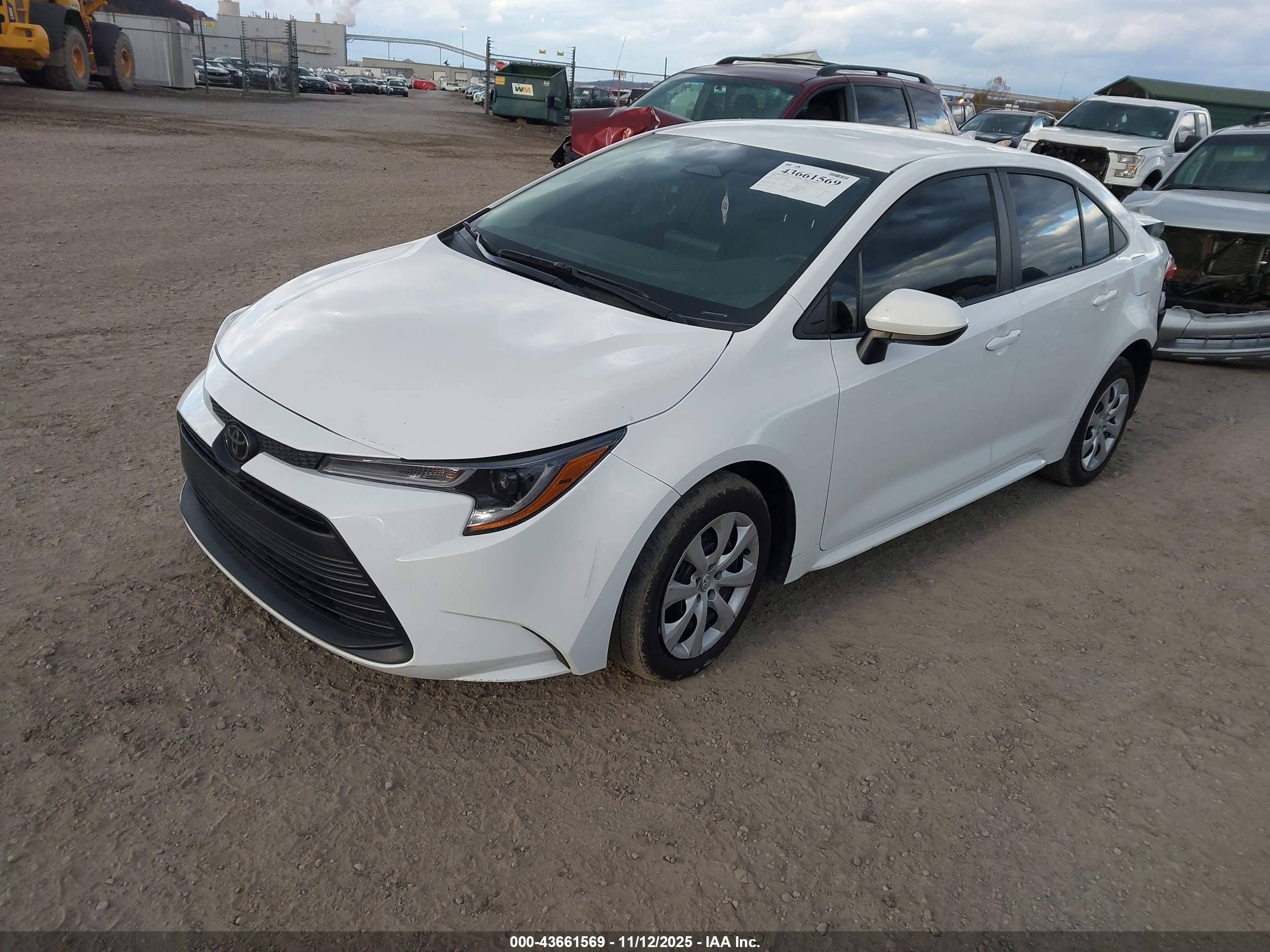 TOYOTA COROLLA image 2