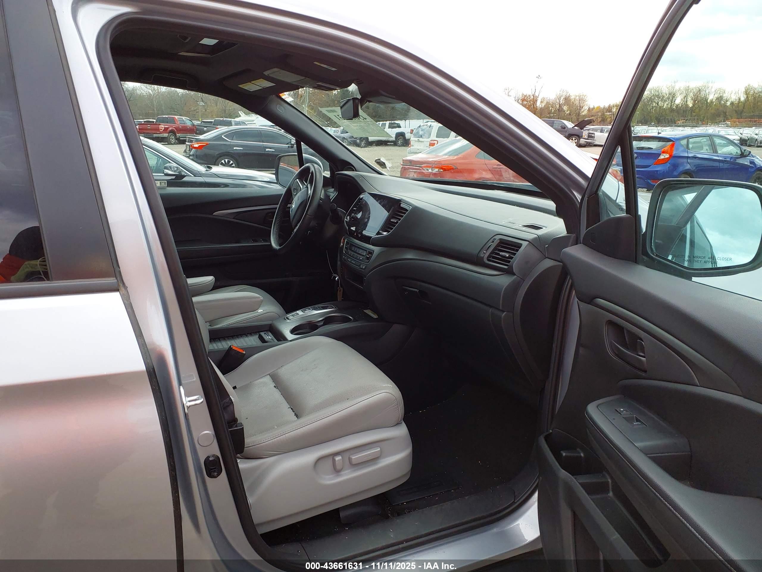 HONDA PASSPORT image 5