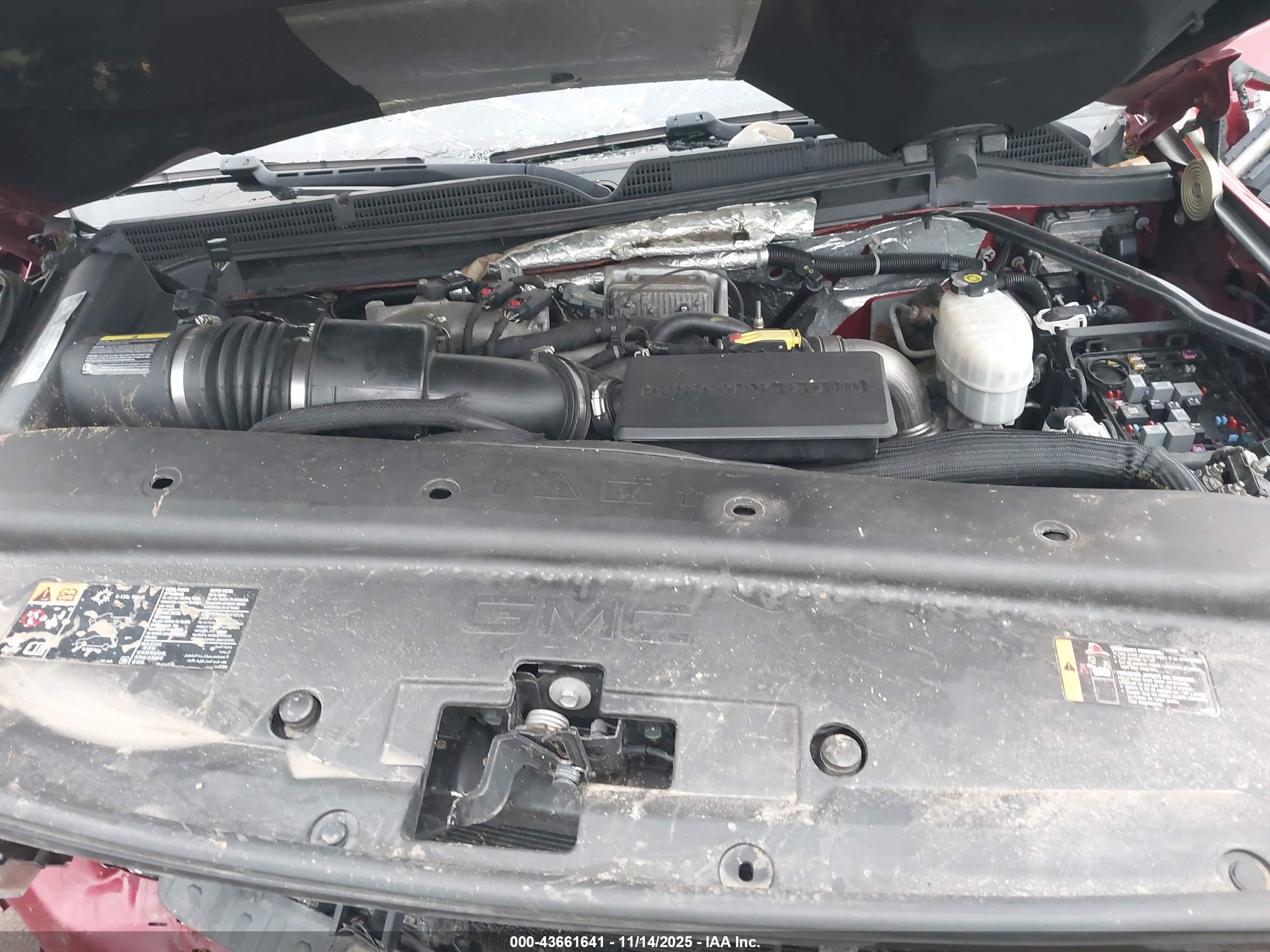 GMC SIERRA image 10