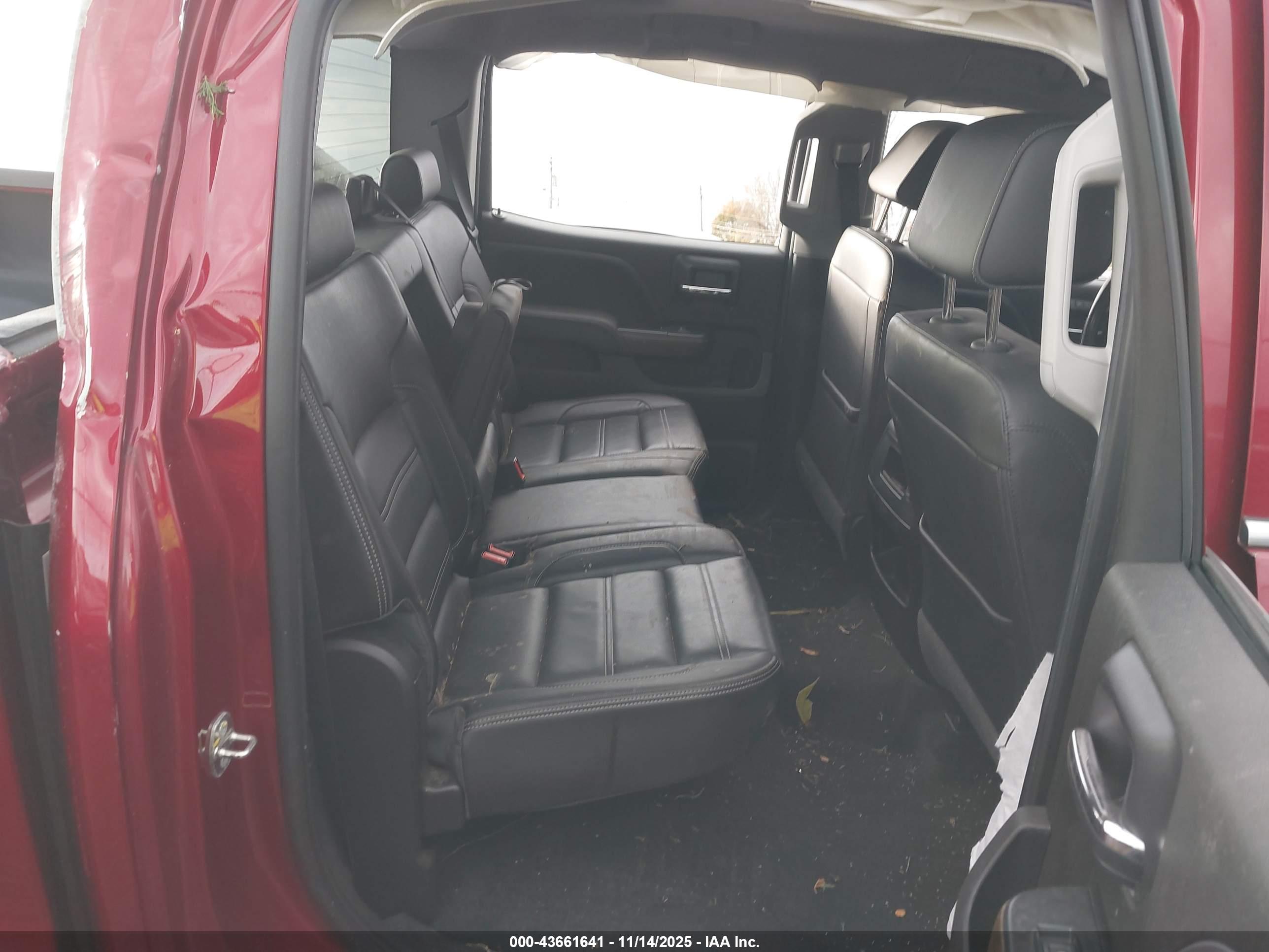 GMC SIERRA image 8