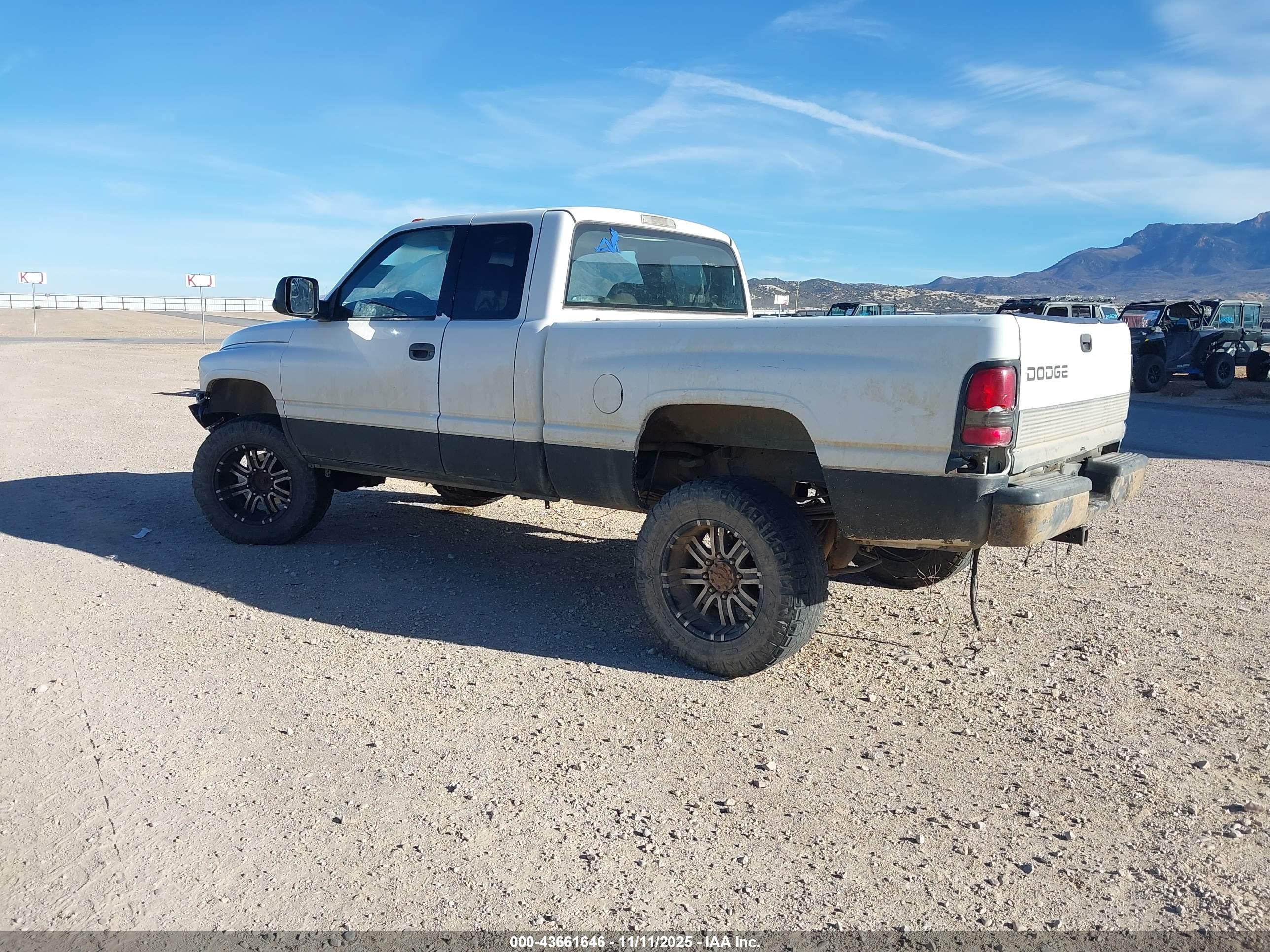 DODGE RAM image 3