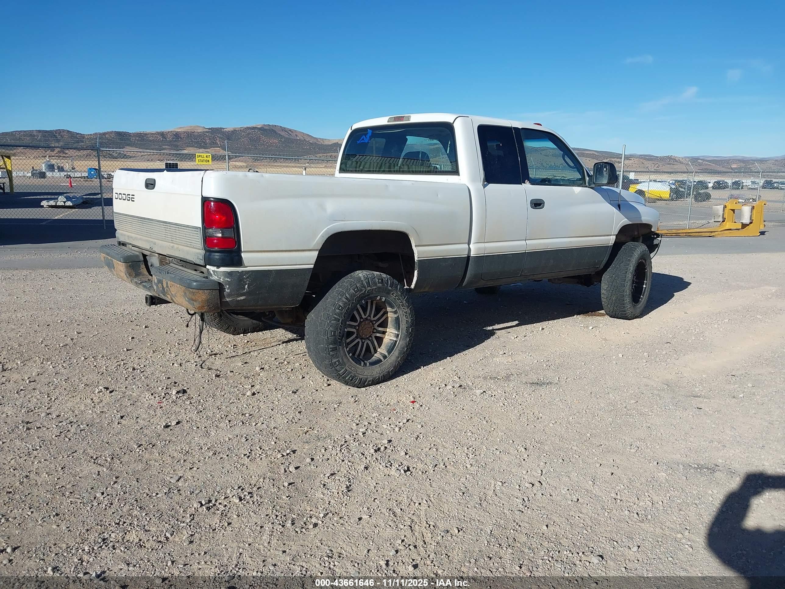 DODGE RAM image 4