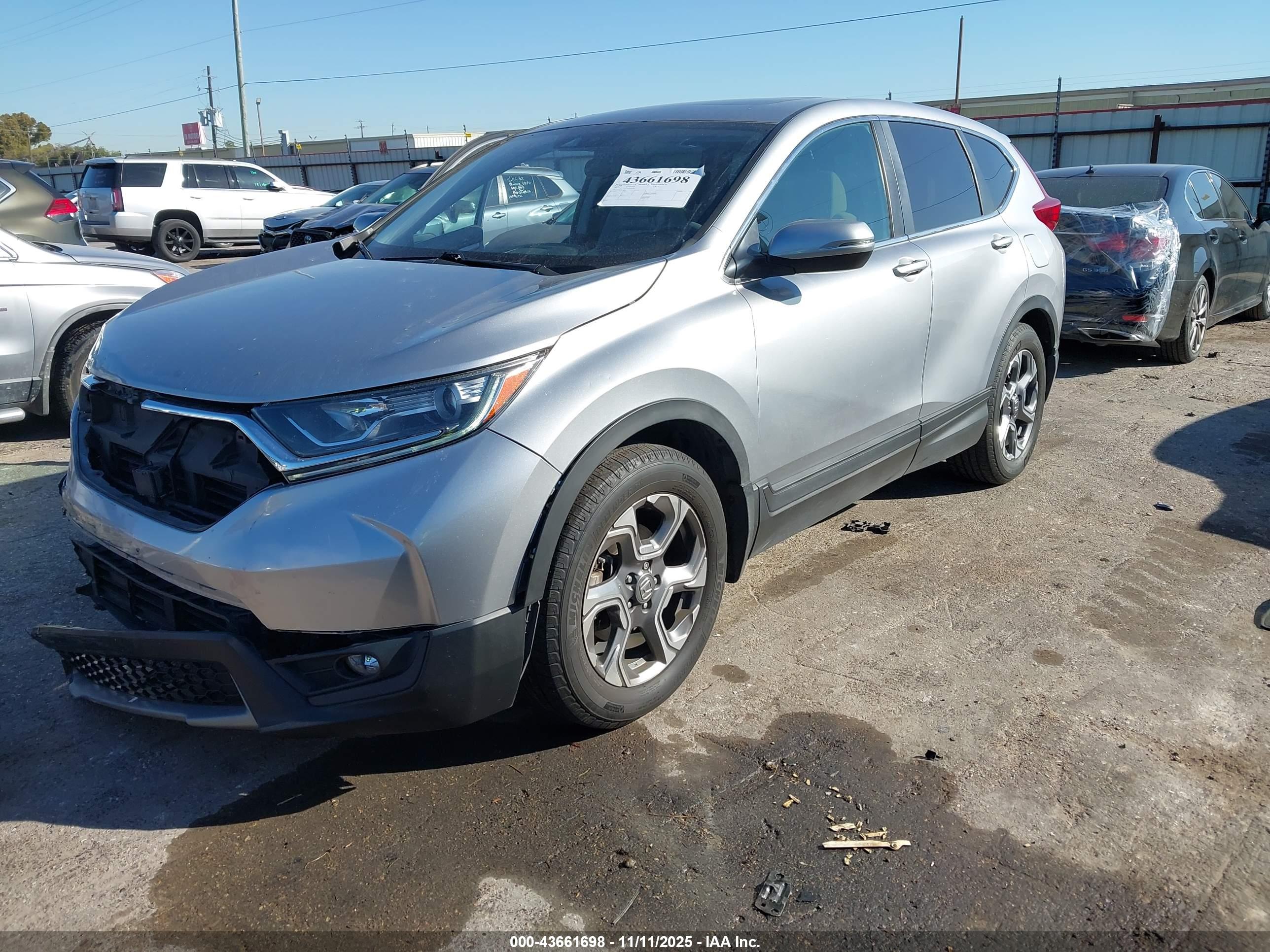 HONDA CR-V image 2