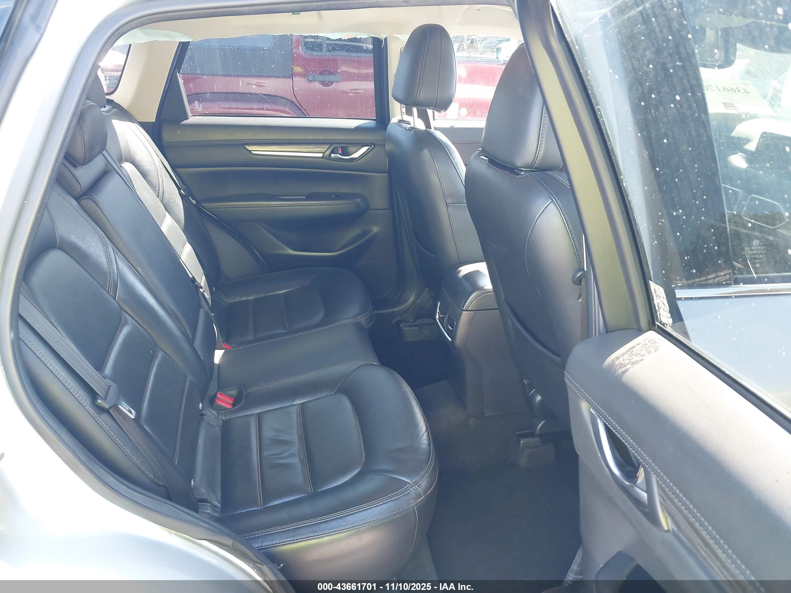 MAZDA CX-5 image 8
