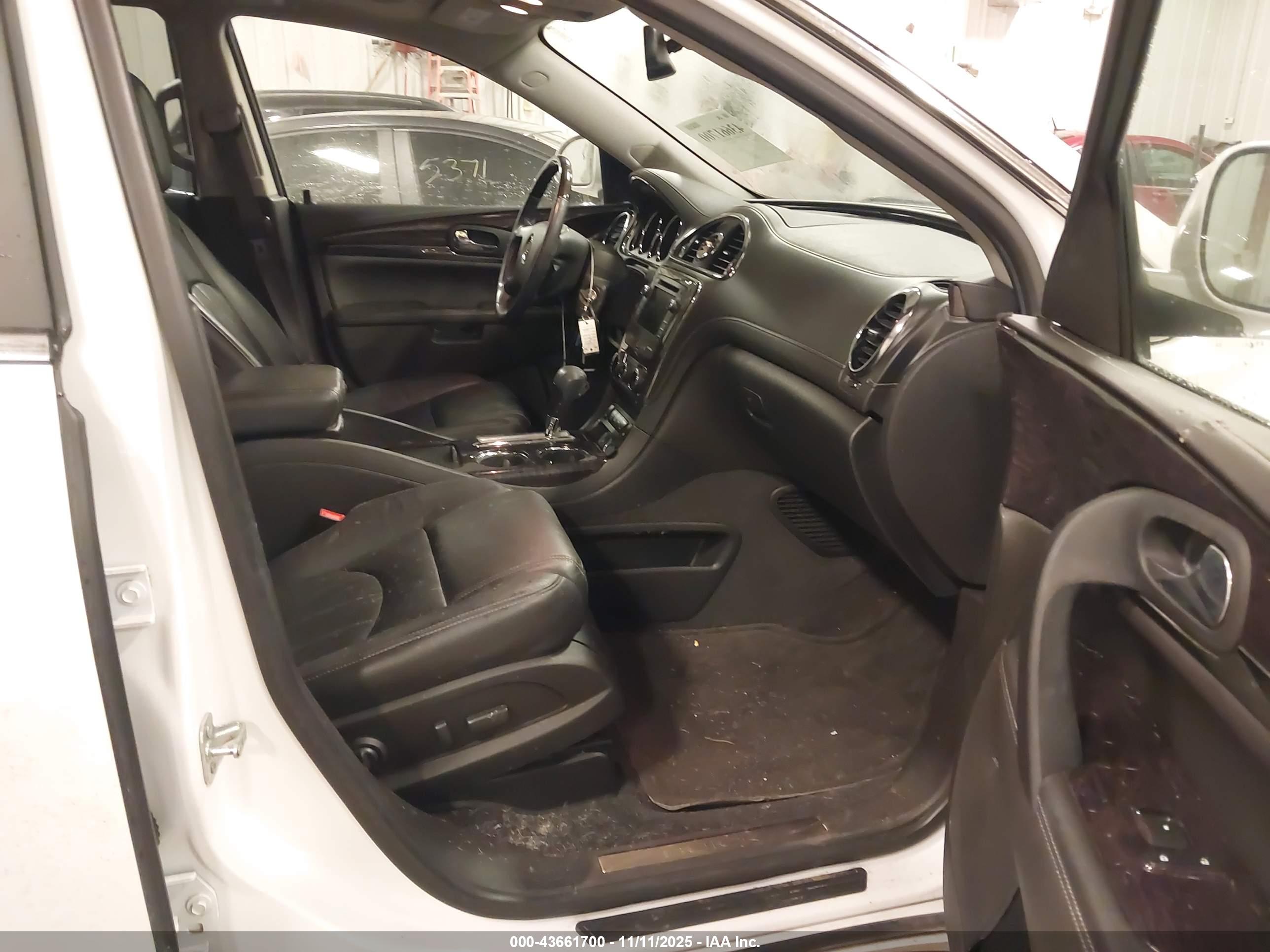 BUICK ENCLAVE image 5