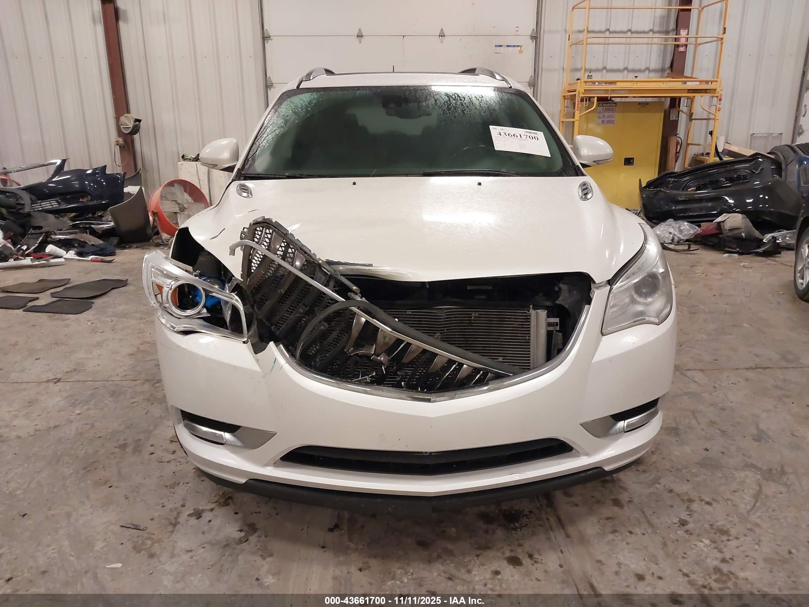 BUICK ENCLAVE image 6