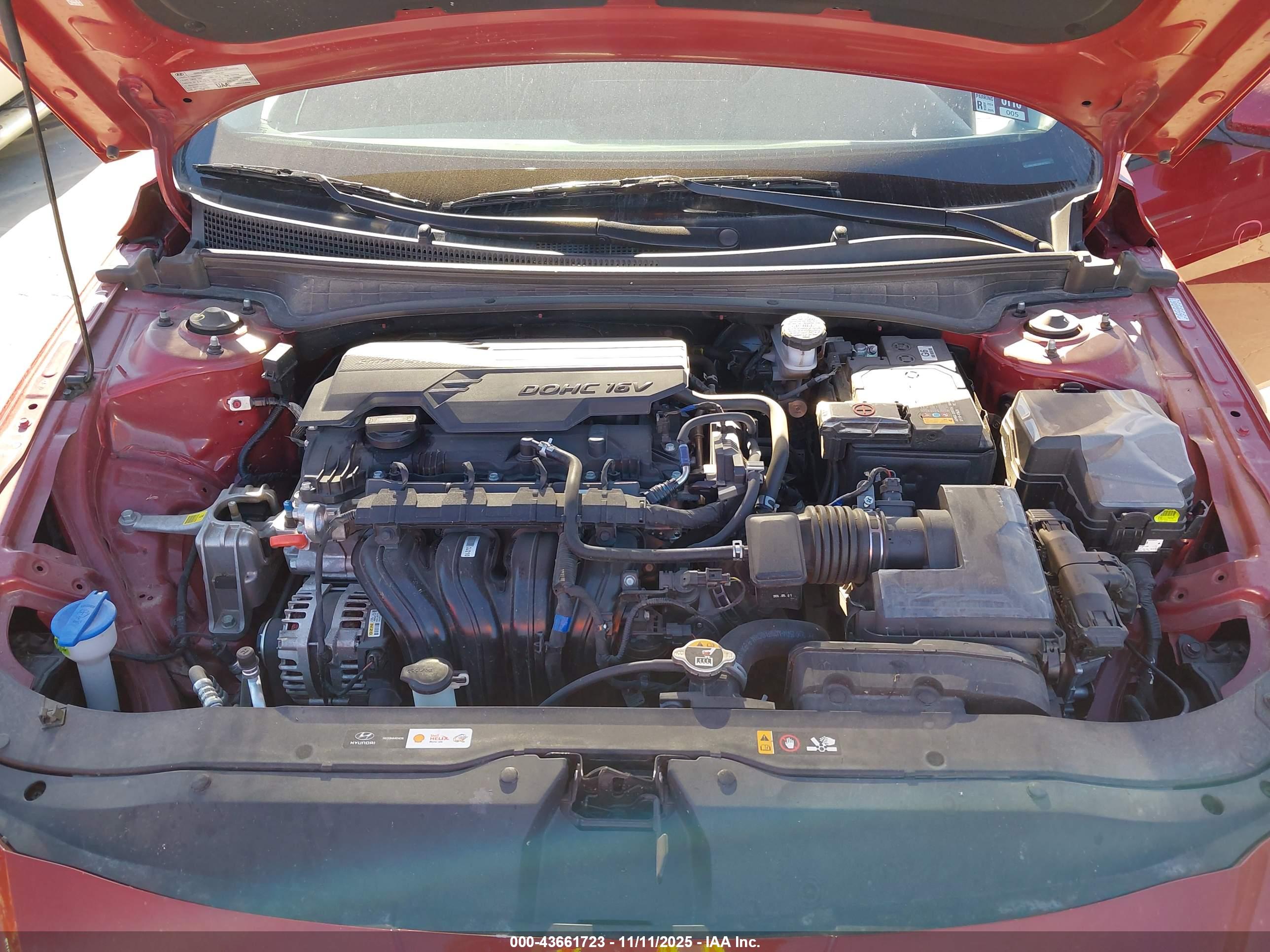 HYUNDAI ELANTRA image 10