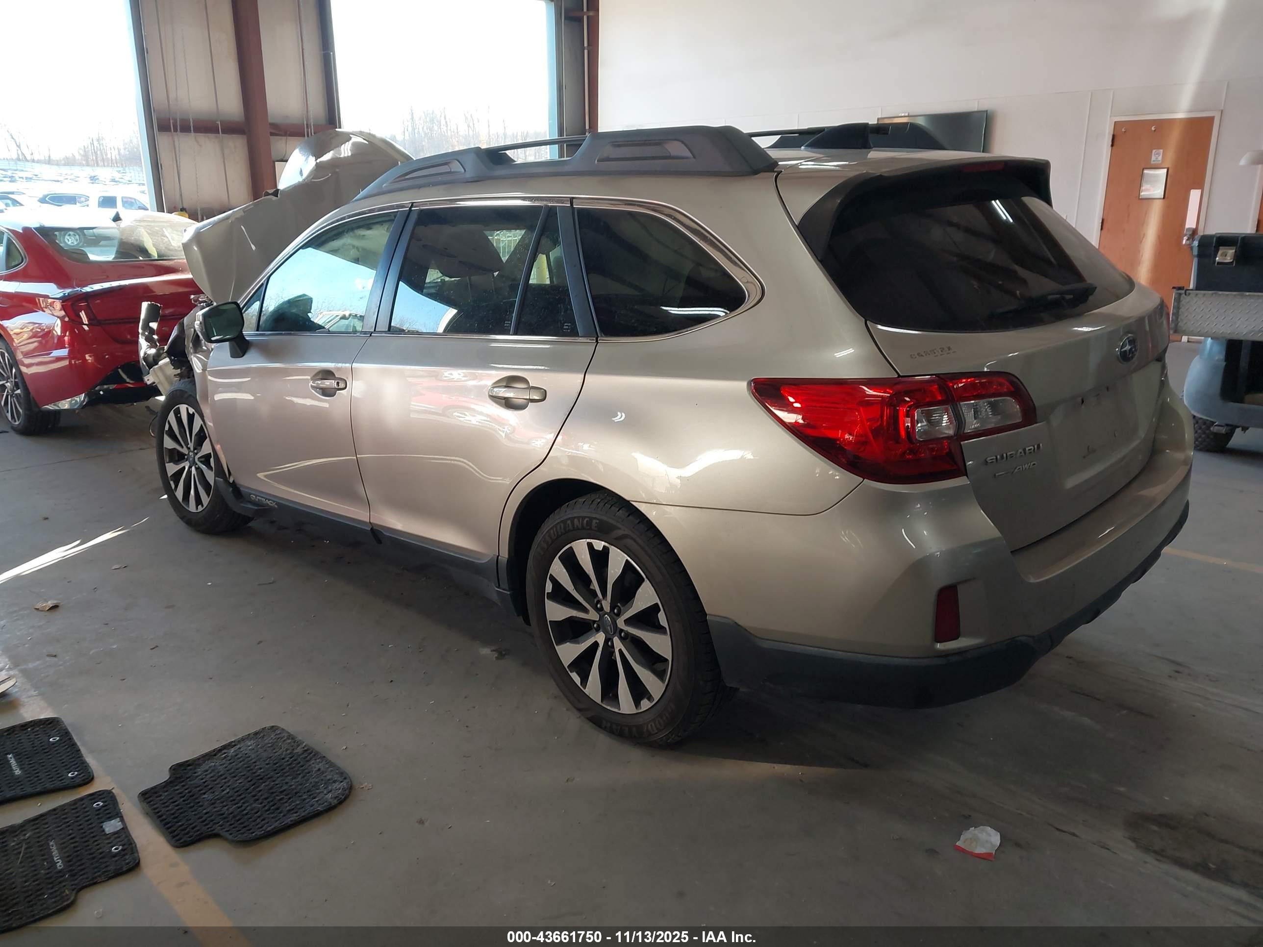 SUBARU OUTBACK image 3