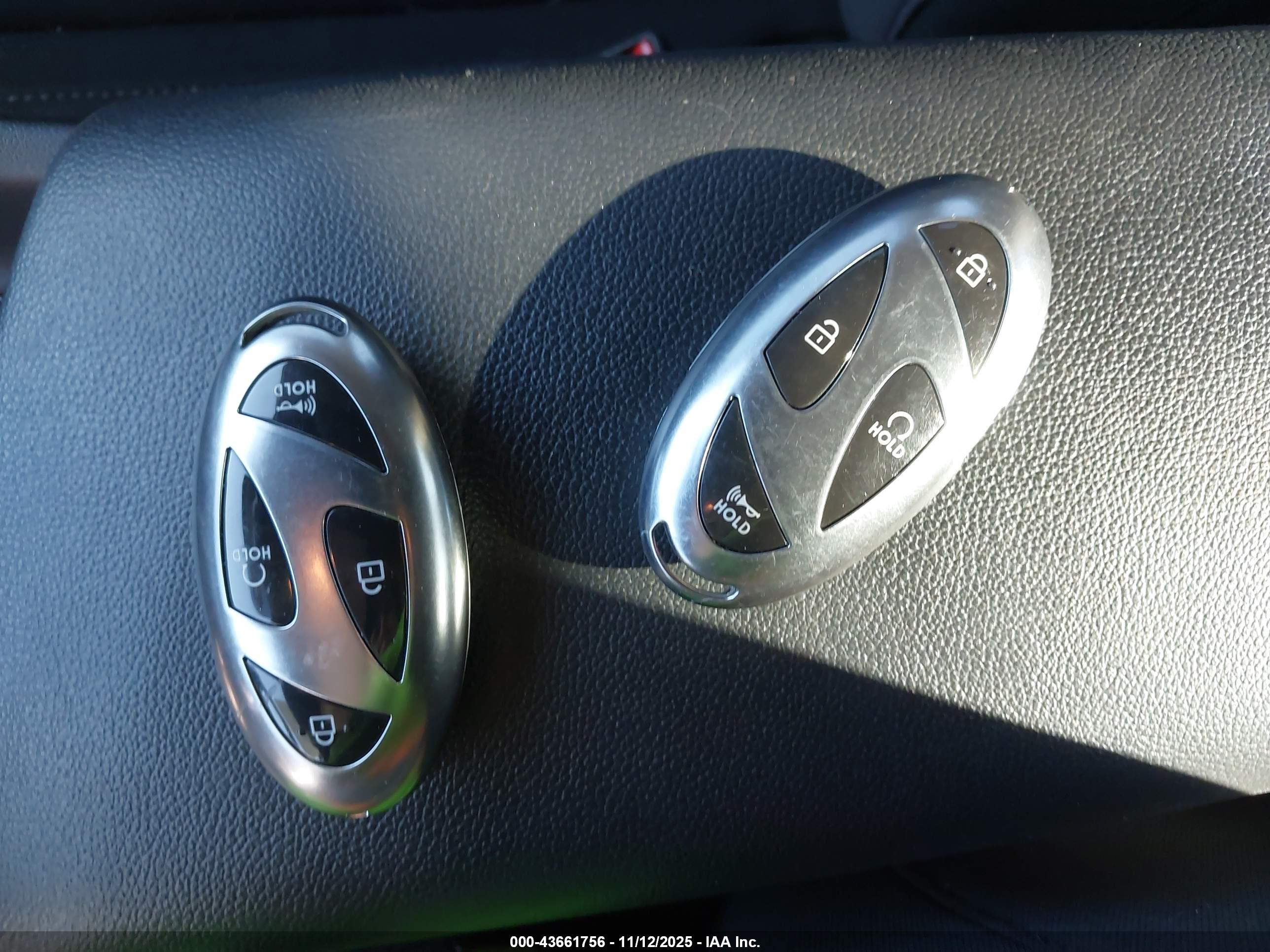 HYUNDAI ELANTRA image 11