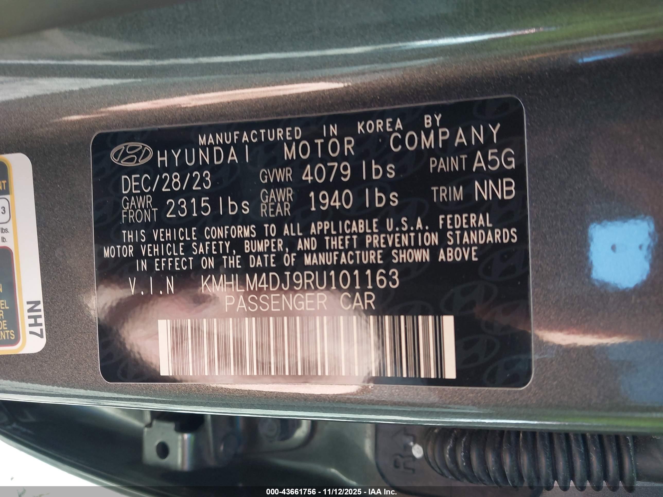 HYUNDAI ELANTRA image 9