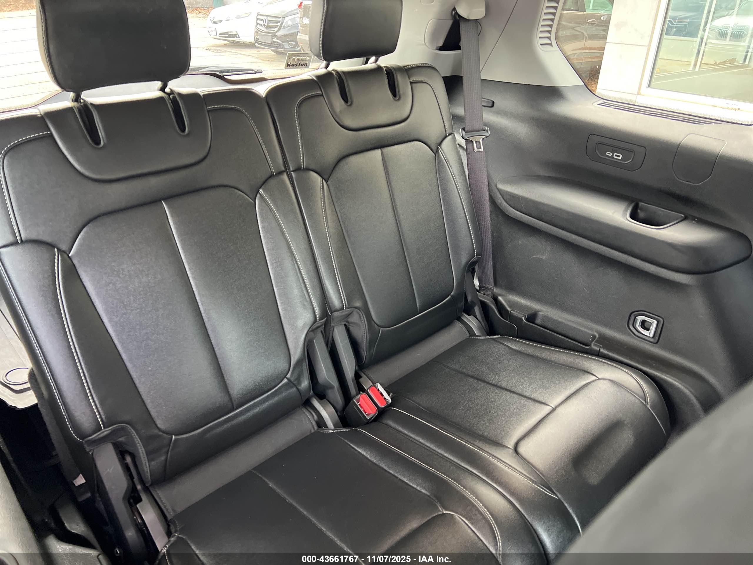 JEEP GRAND image 6