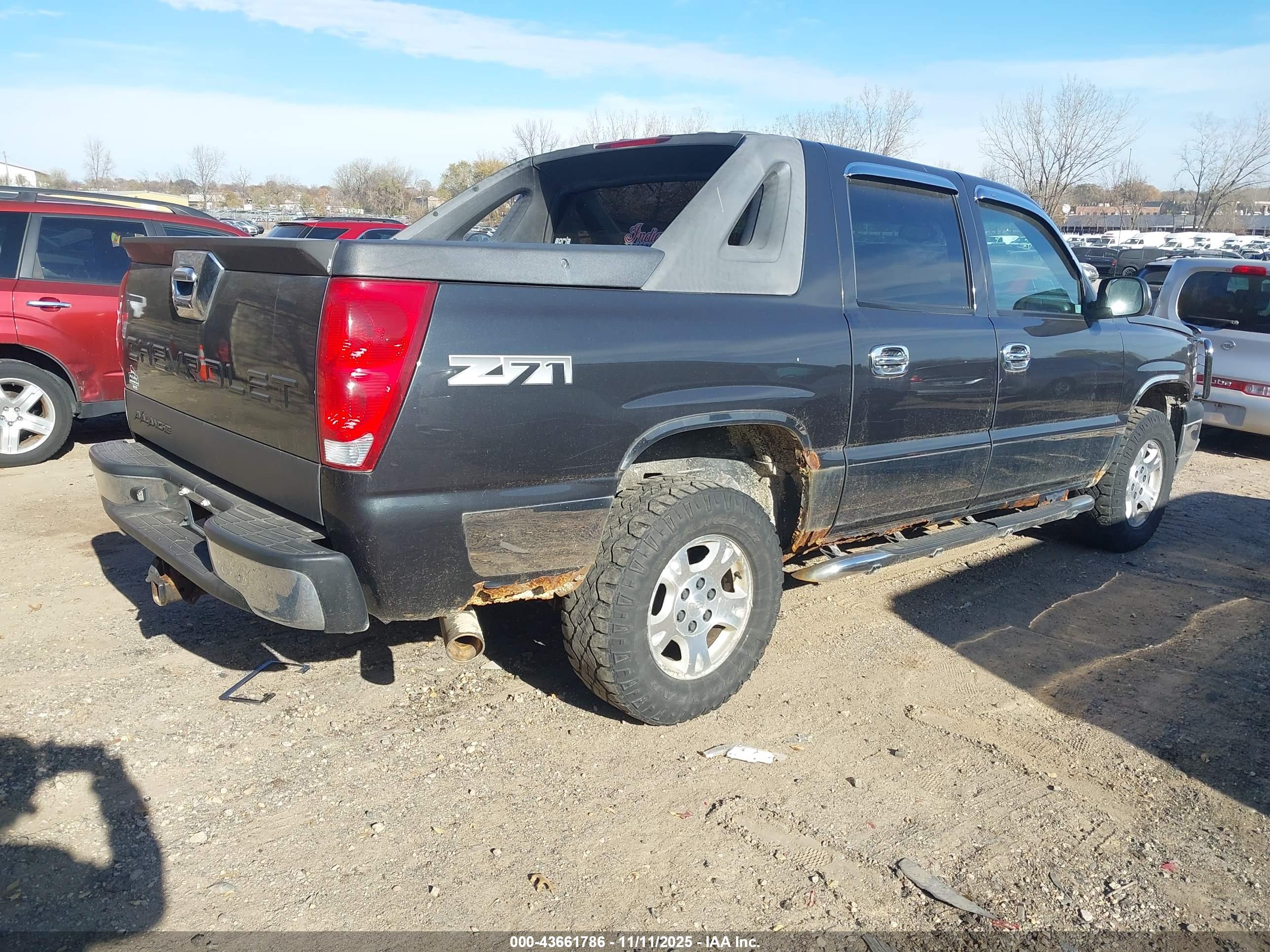 CHEVROLET AVALANCHE image 4