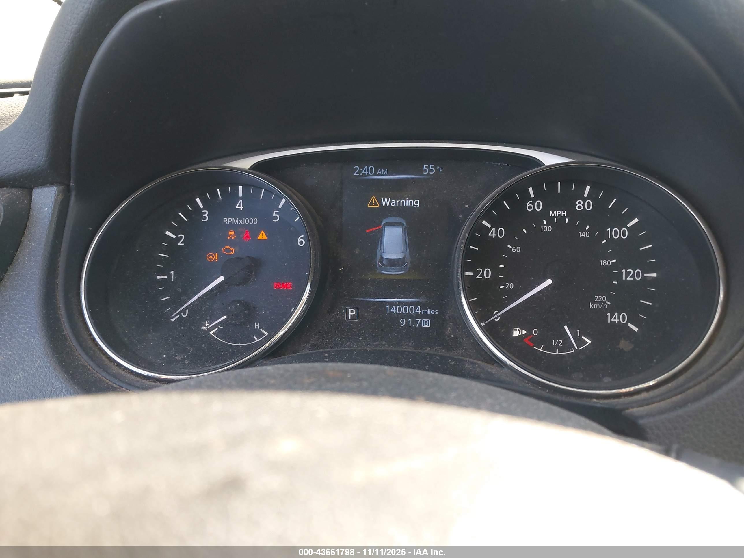 NISSAN ROGUE image 7