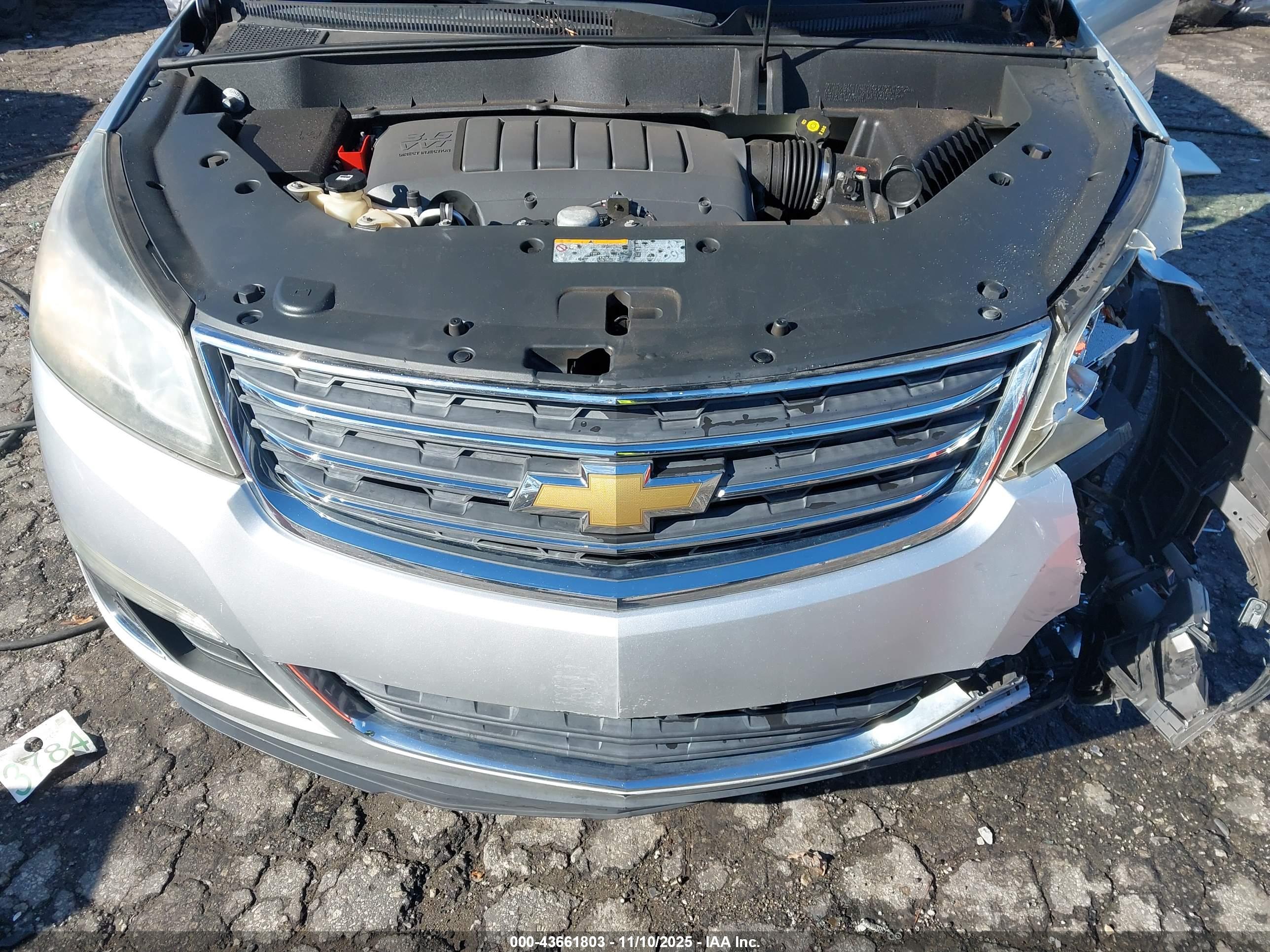 CHEVROLET TRAVERSE image 10