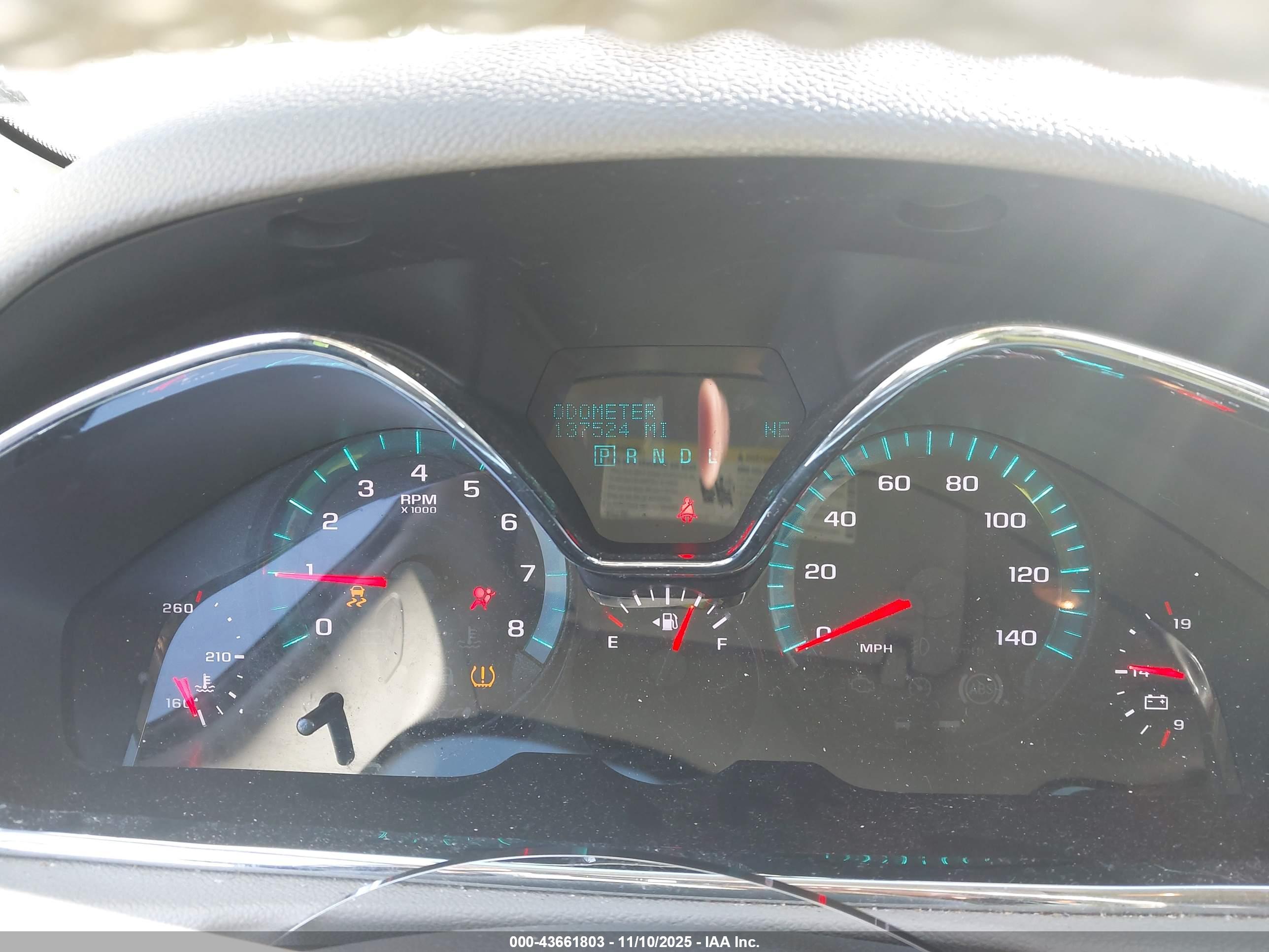 CHEVROLET TRAVERSE image 7