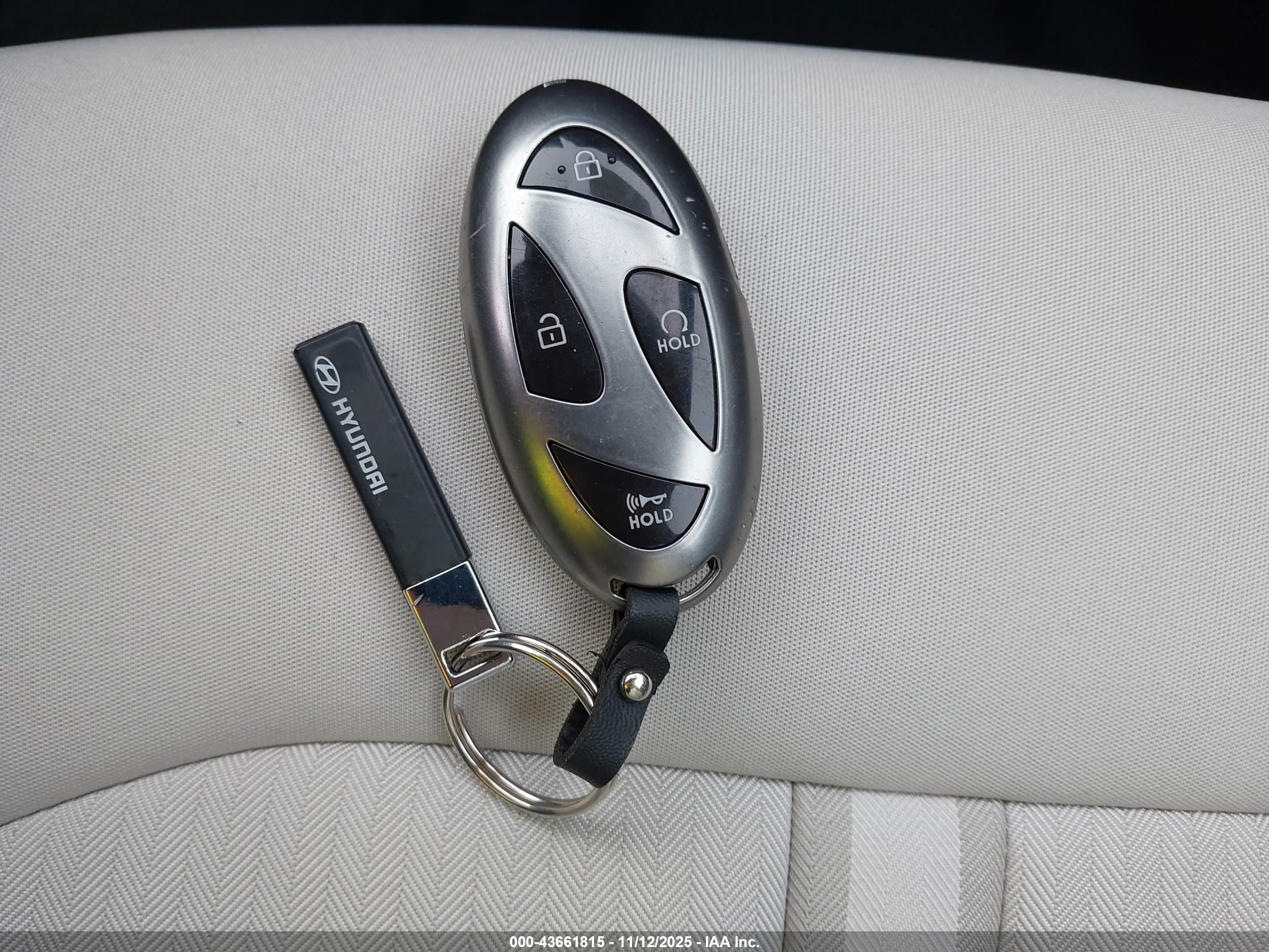 HYUNDAI SONATA image 11
