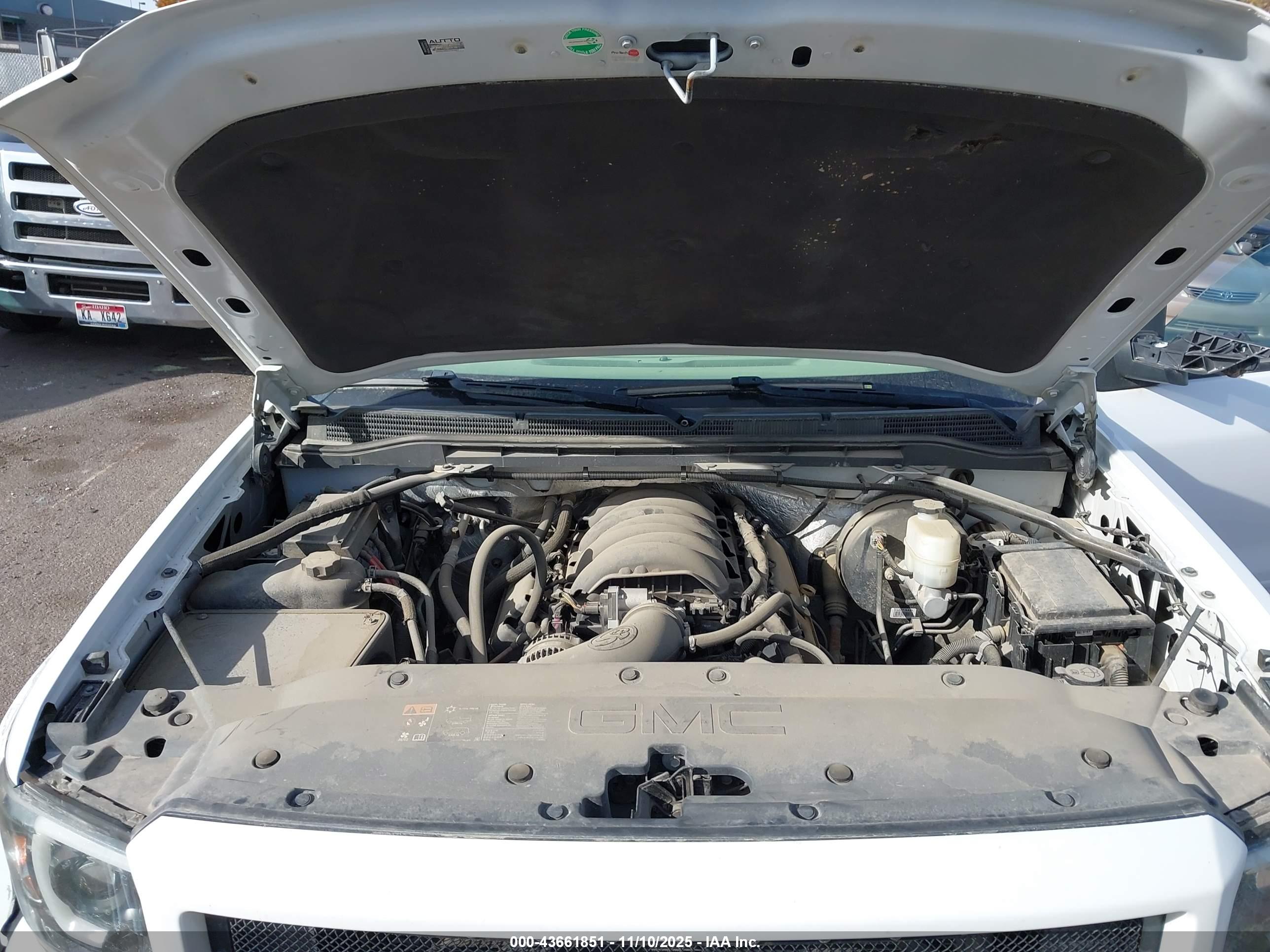 GMC SIERRA image 10