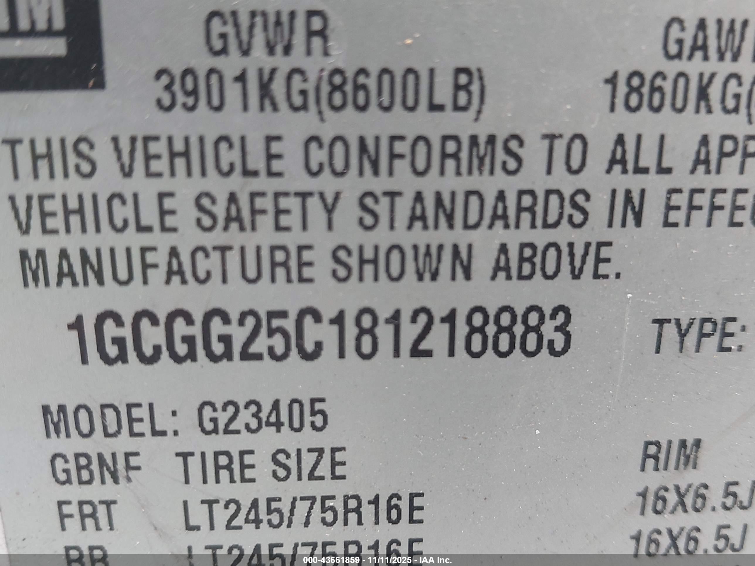 CHEVROLET EXPRESS image 9