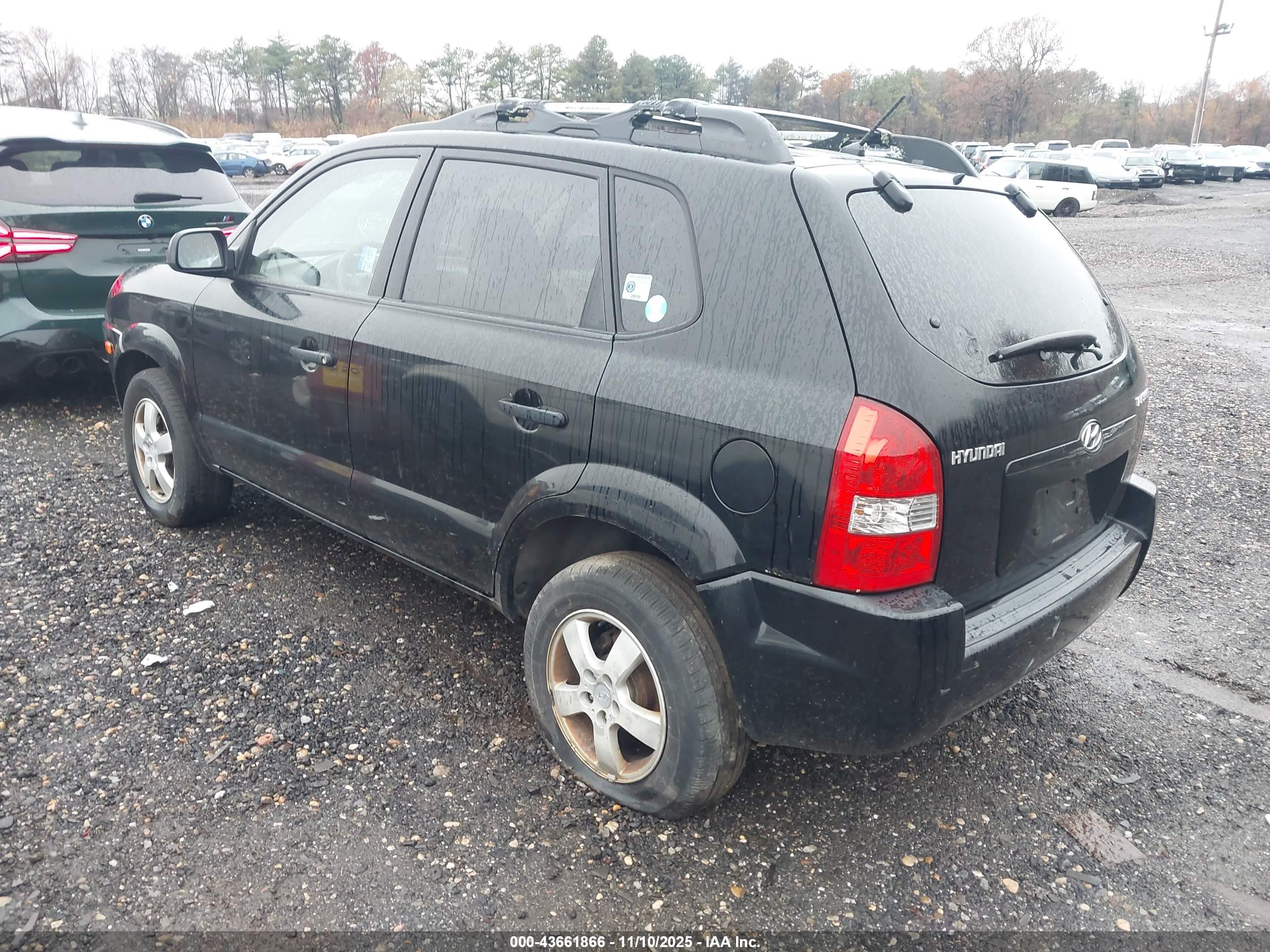 HYUNDAI TUCSON image 3