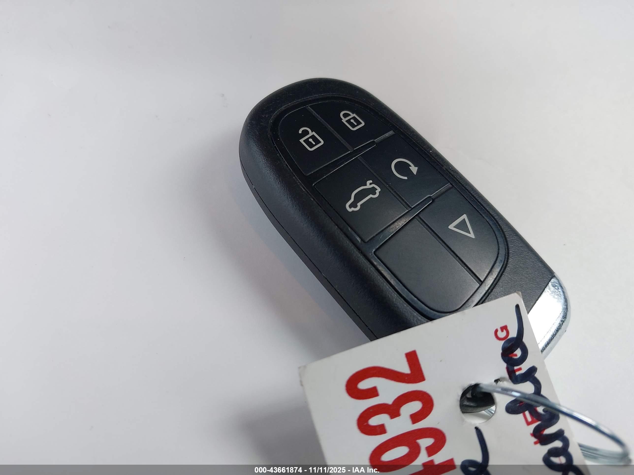 JEEP GRAND image 11