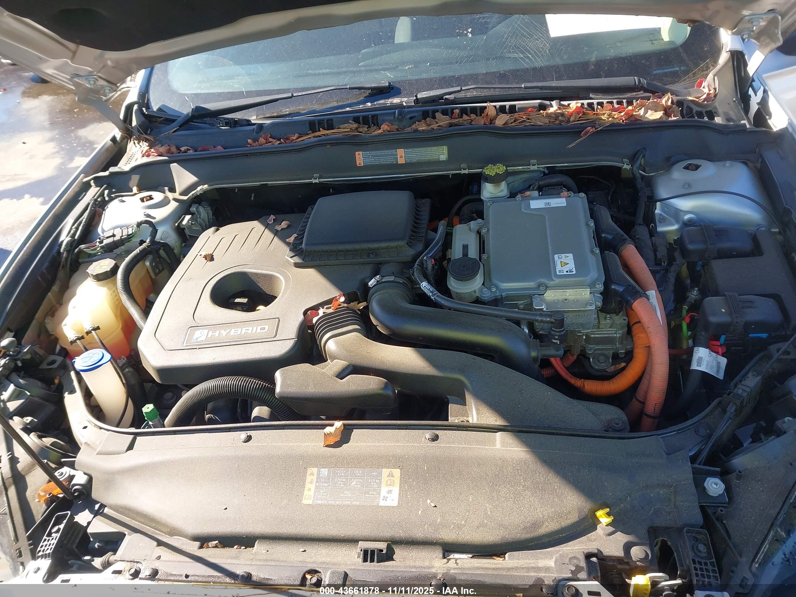 FORD FUSION image 10