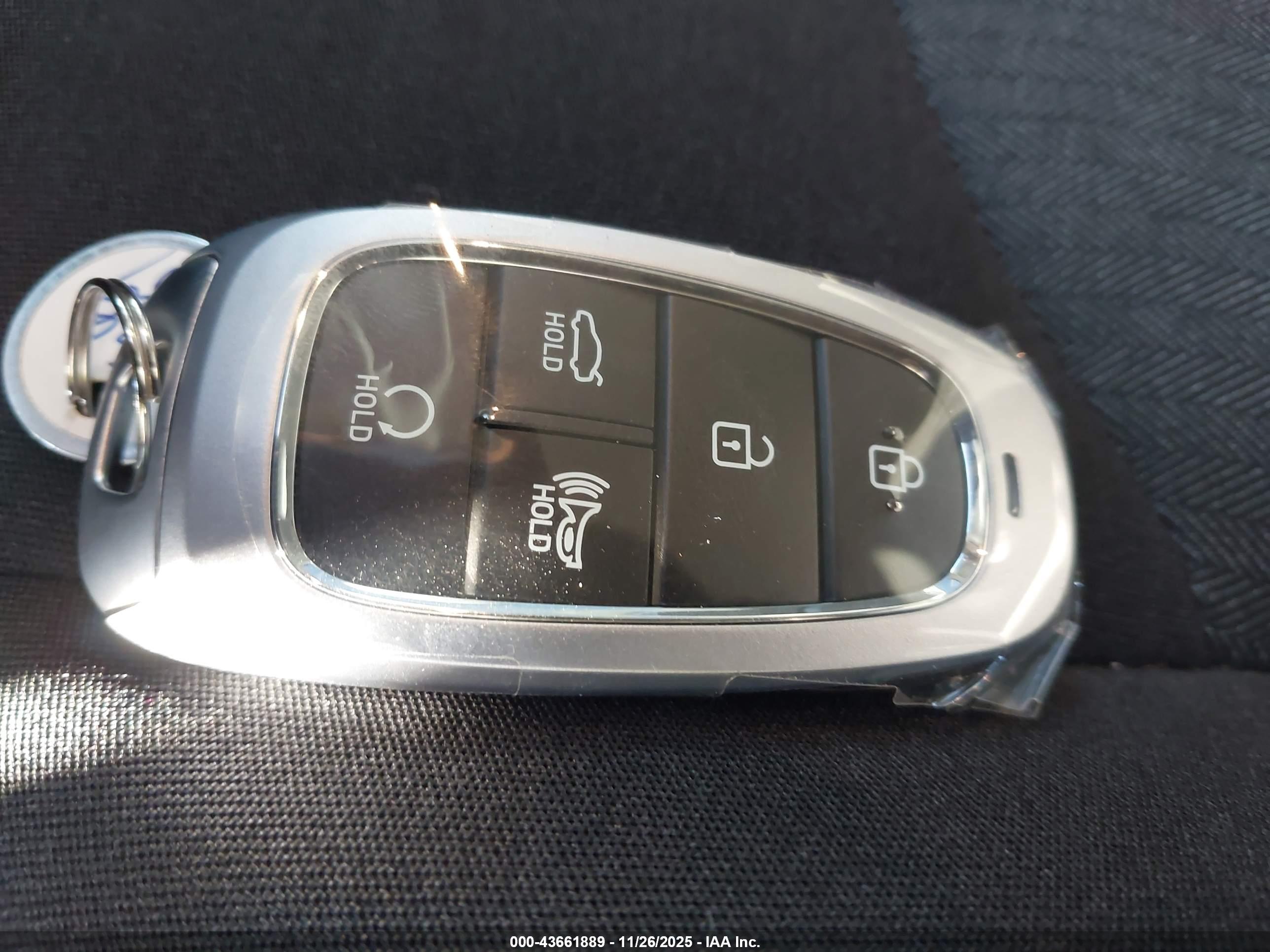 HYUNDAI SONATA image 11