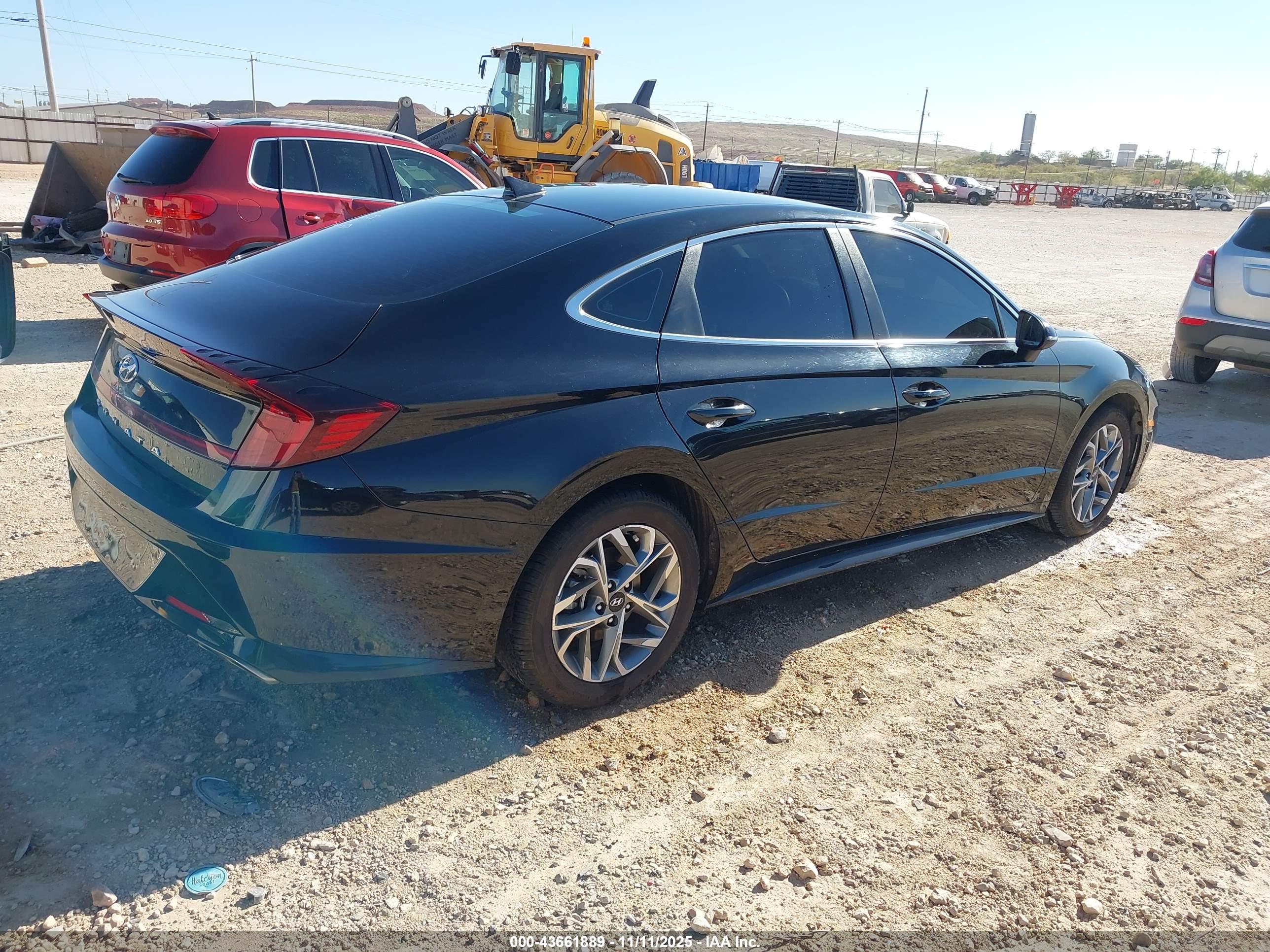 HYUNDAI SONATA image 4
