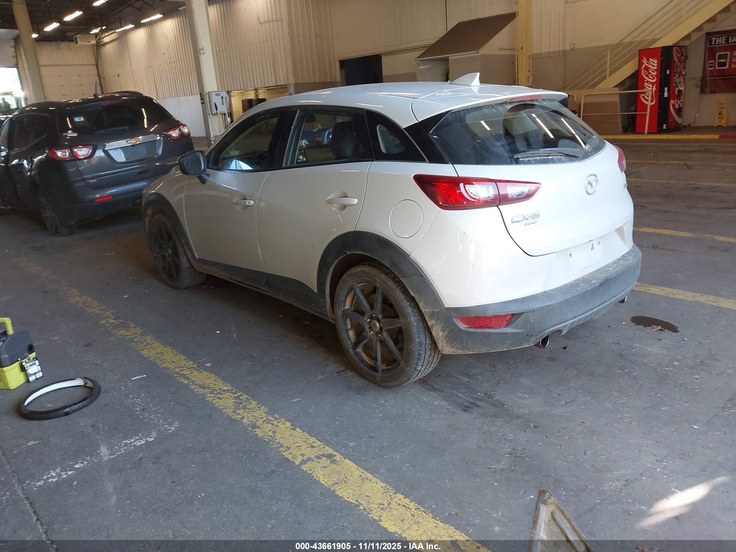 MAZDA CX-3 image 3