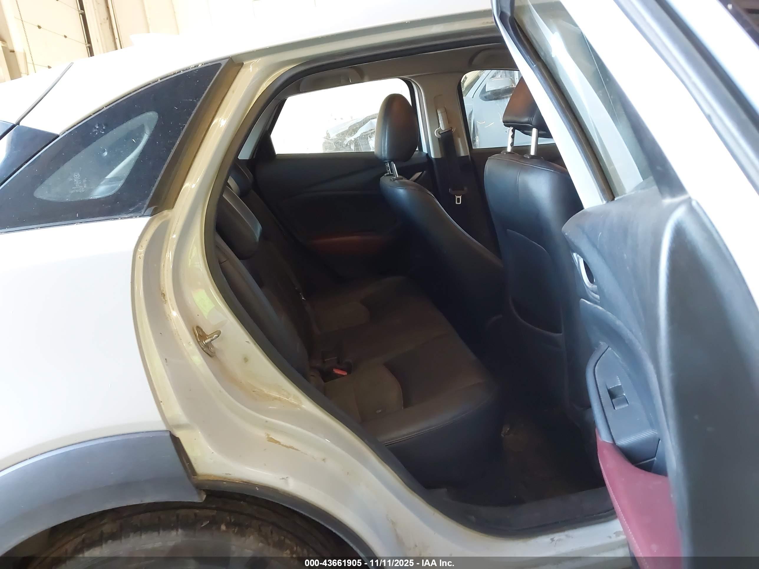 MAZDA CX-3 image 8