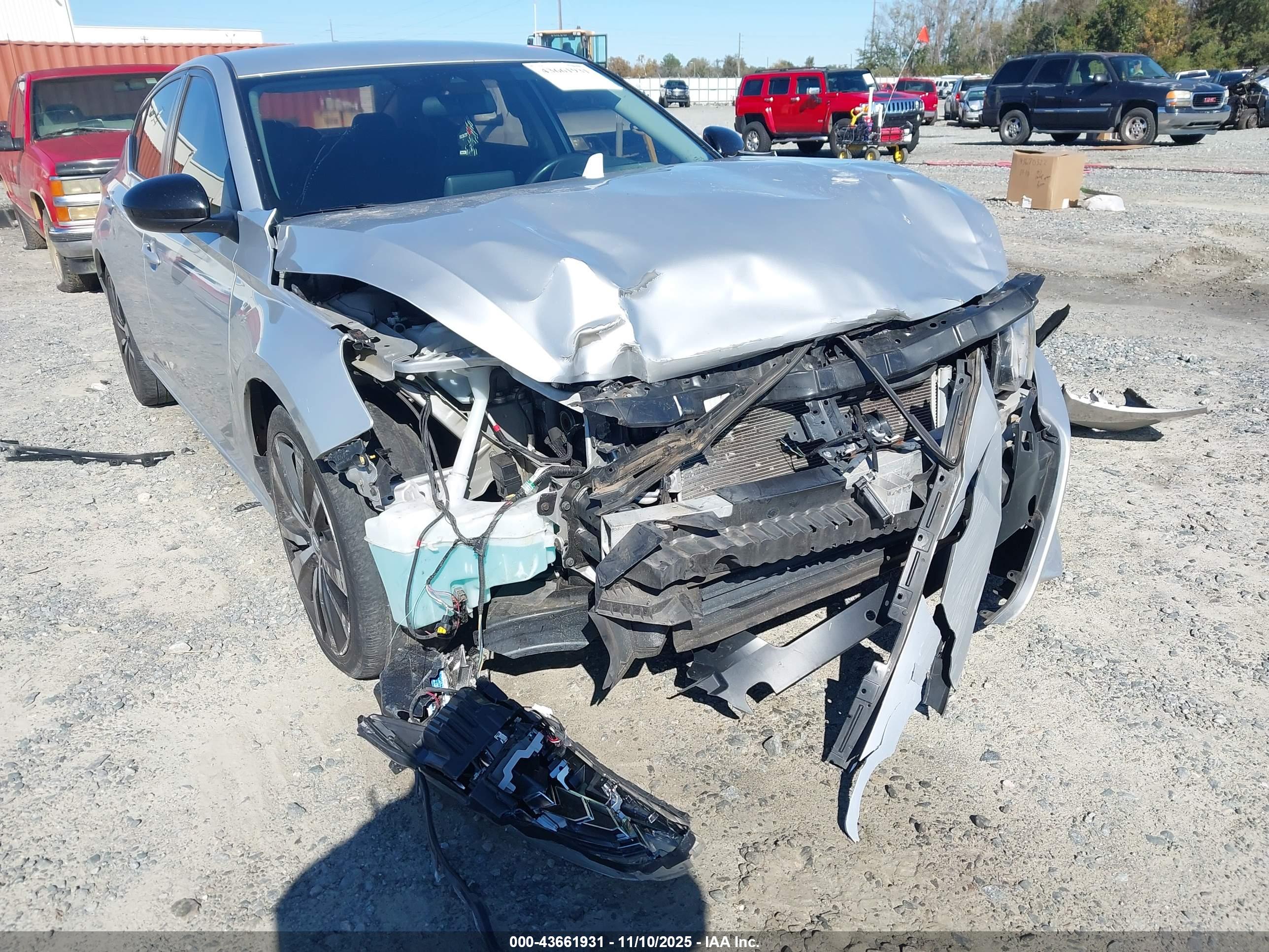 NISSAN ALTIMA image 6