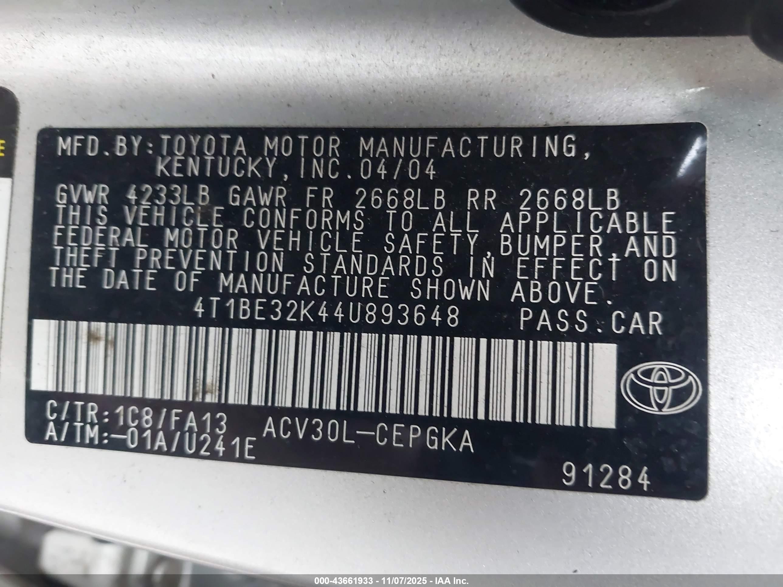 TOYOTA CAMRY image 9