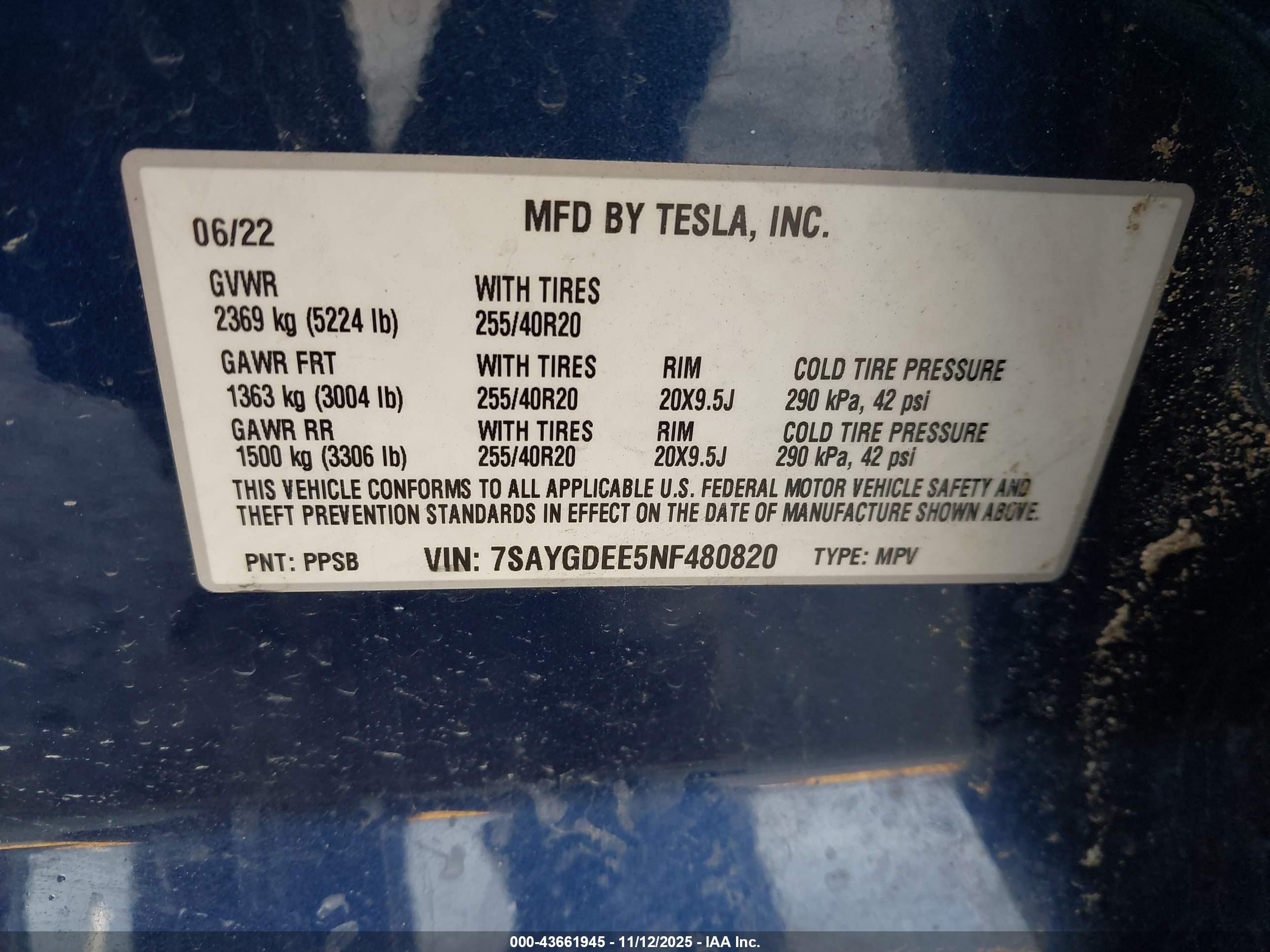 TESLA MODEL image 9